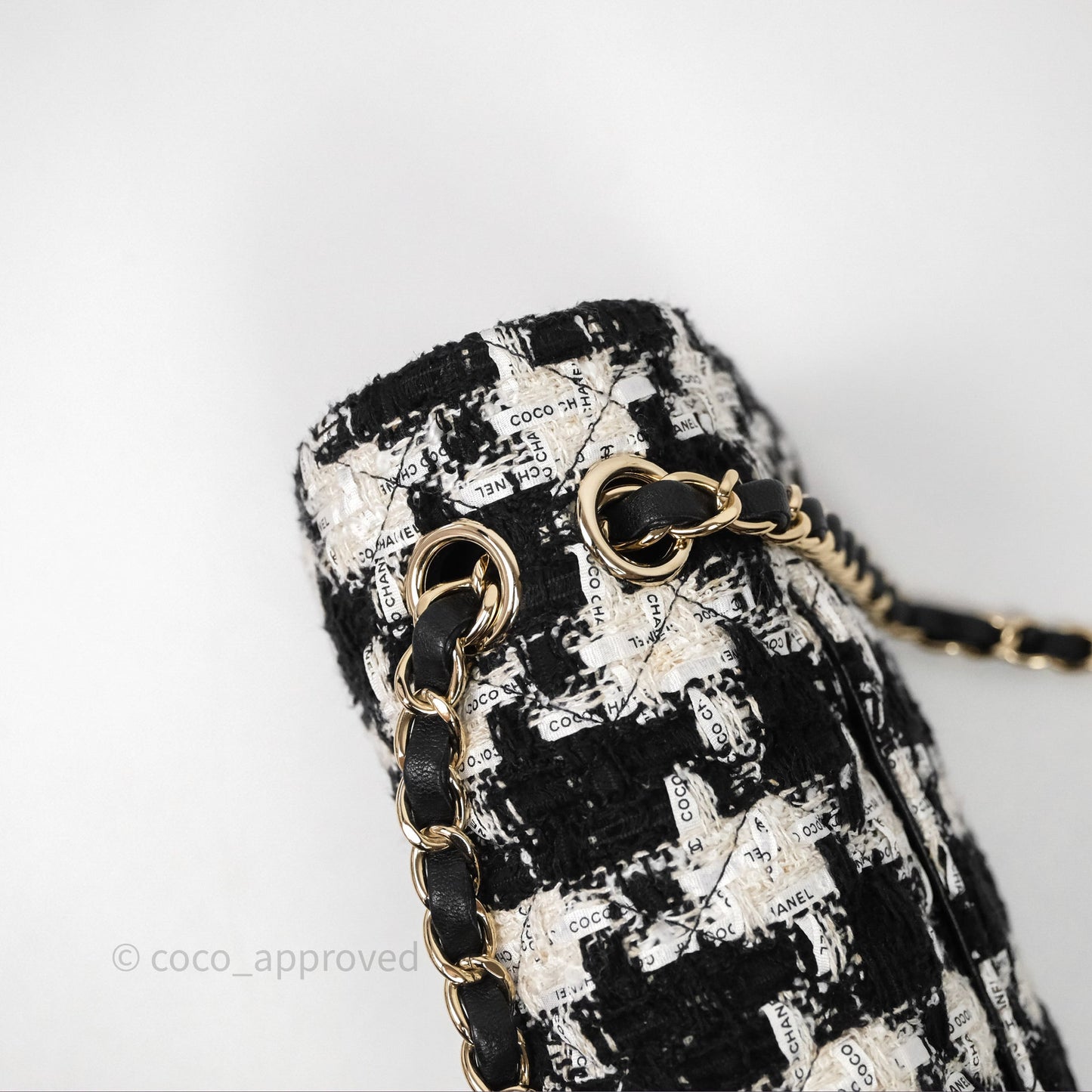 Chanel Quilted M/L Medium Double Flap Black White Houndstooth Tweed Gold Hardware