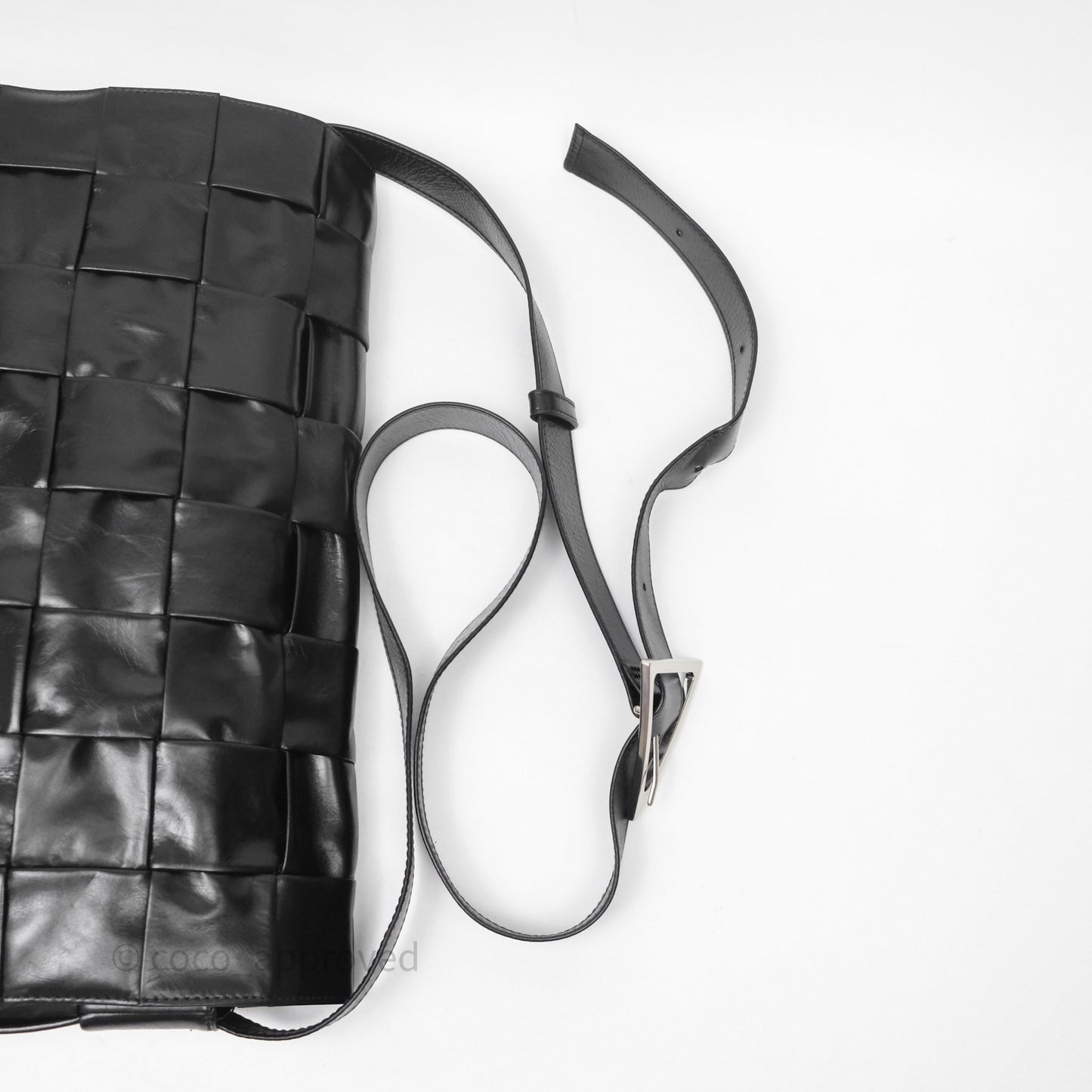 Bottega Veneta Maxi Paper Cassette Bag Calfskin Intrecciato Black