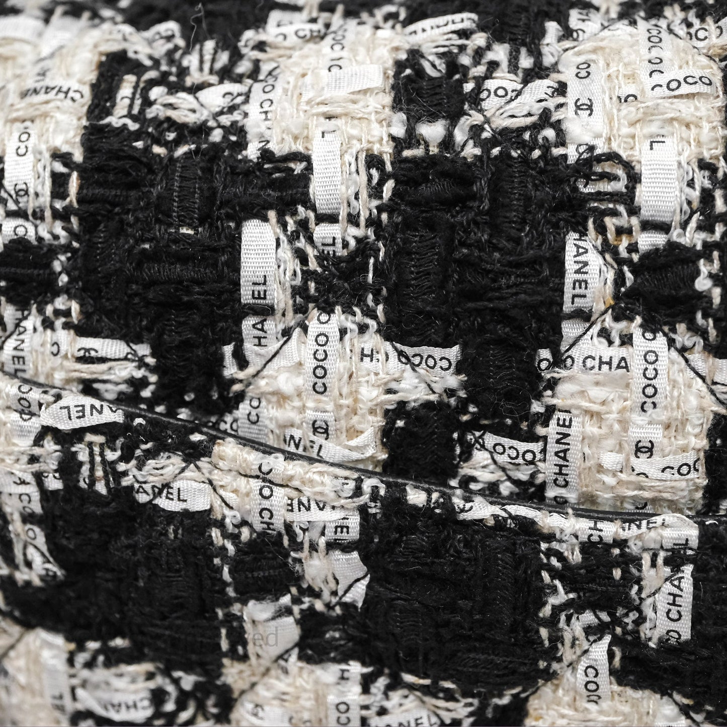 Chanel Quilted M/L Medium Double Flap Black White Houndstooth Tweed Gold Hardware