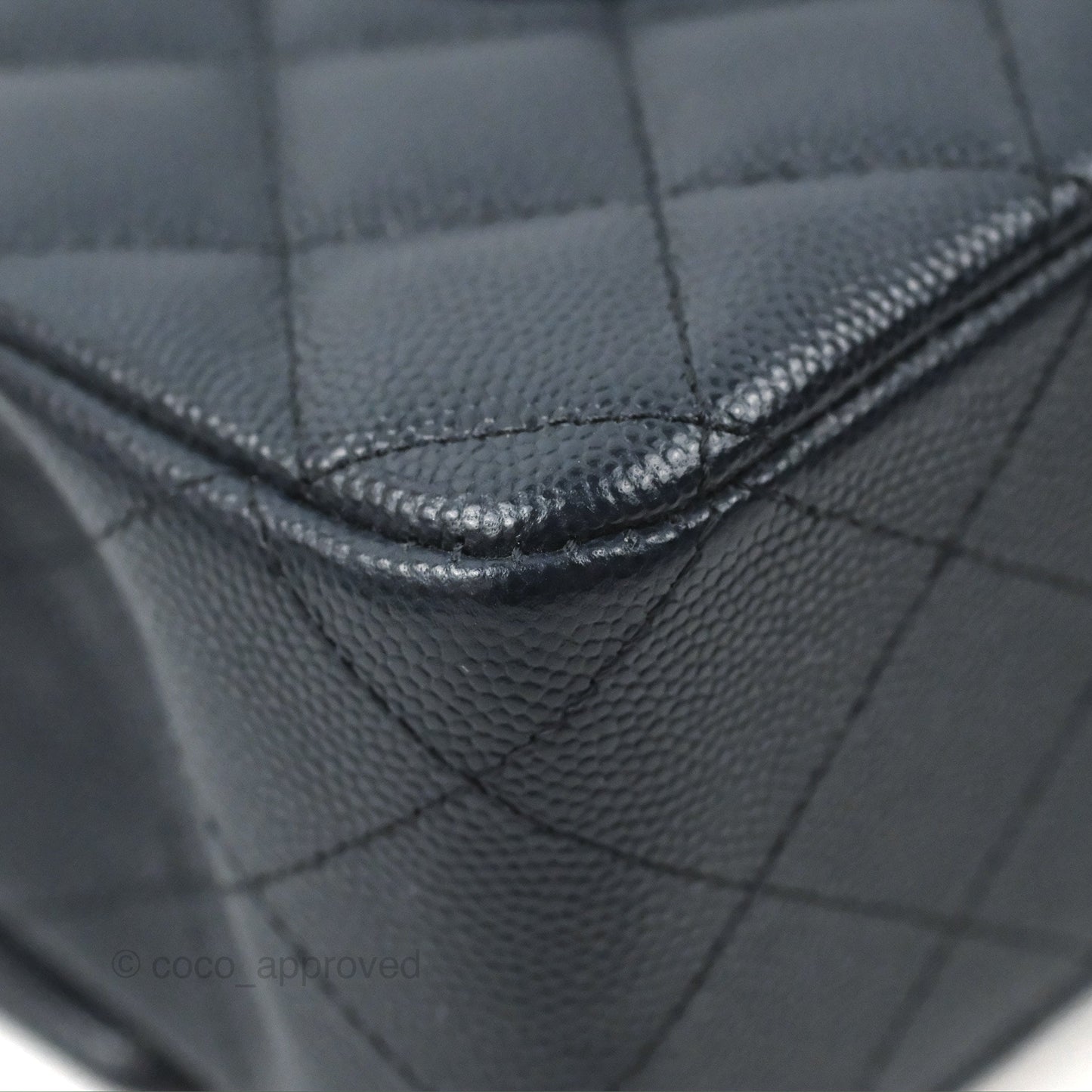 Chanel Classic M/L Medium Flap Quilted Navy Caviar Gold Hardware