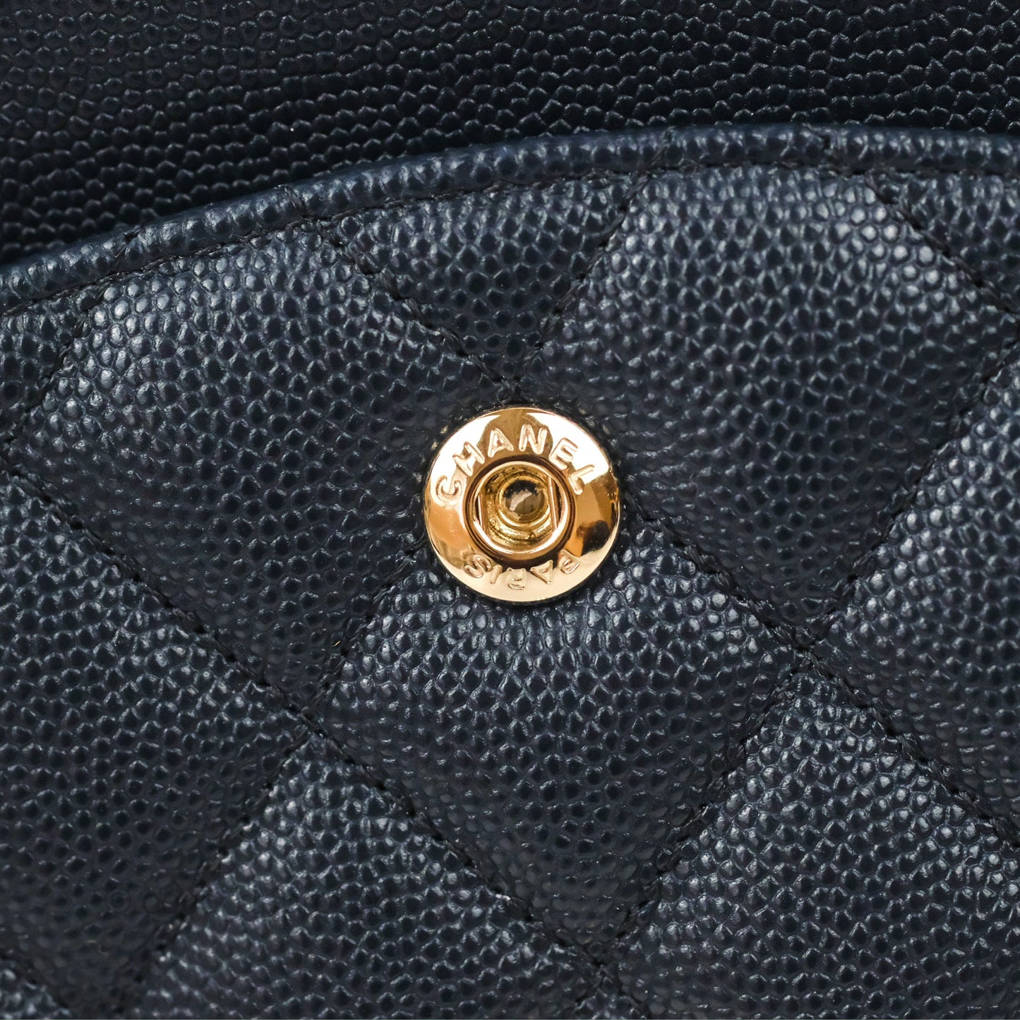 Chanel Classic M/L Medium Flap Quilted Navy Caviar Gold Hardware