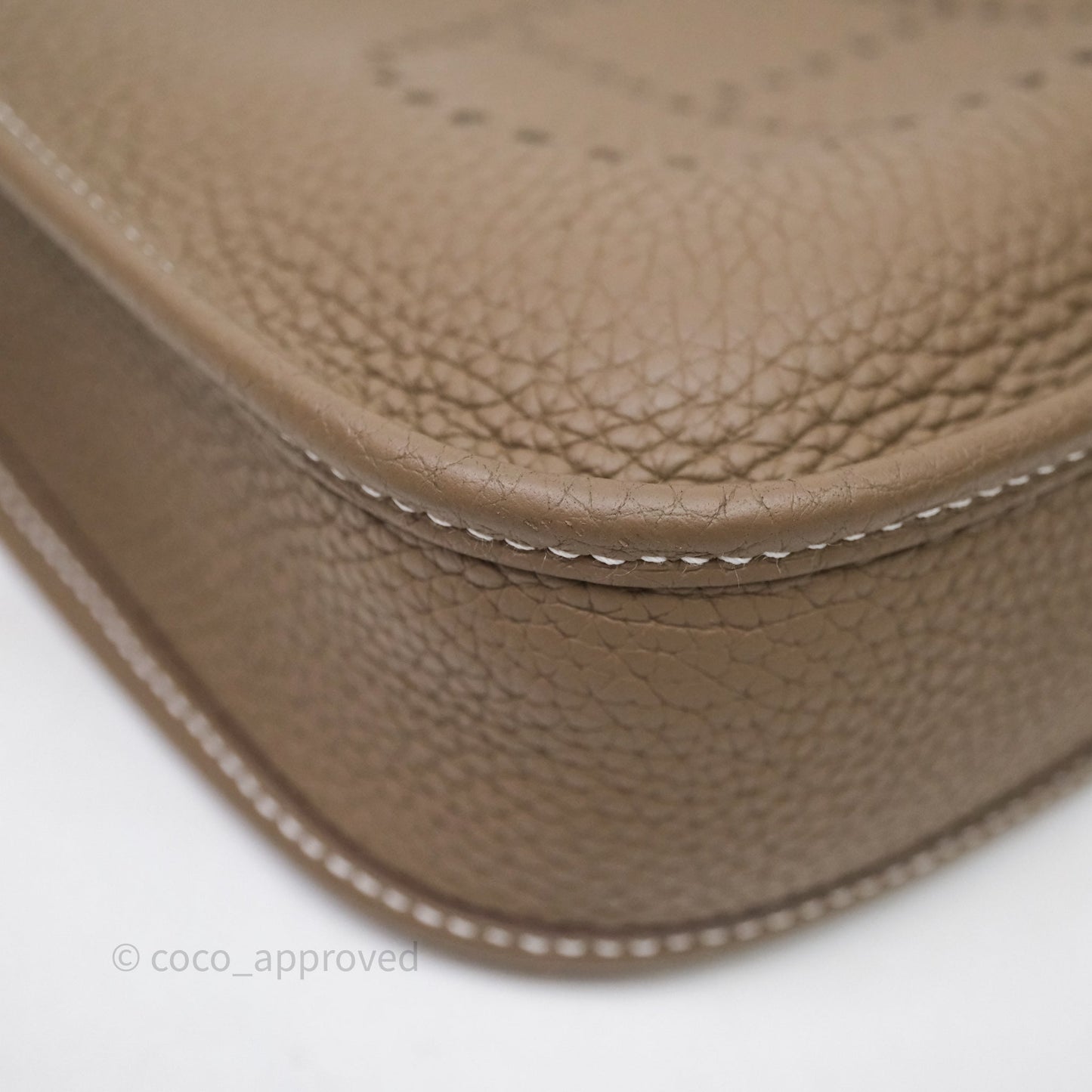 Hermès Mini Evelyne 16 Etoupe 18 Clemence Palladium Hardware Bleu Indigo Strap