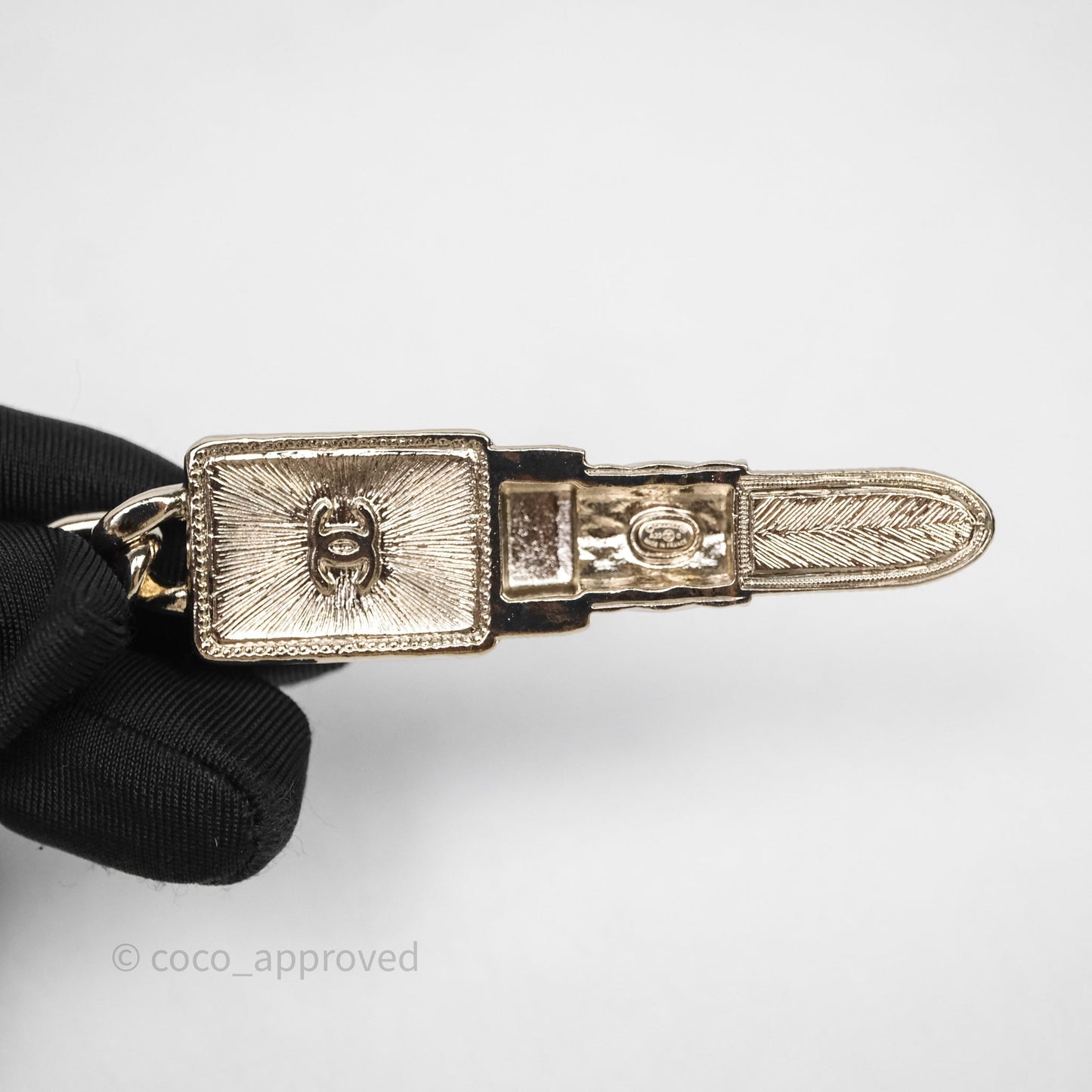 Chanel Crystal Resin Lipstick Charm Long Necklace Gold Tone 22C