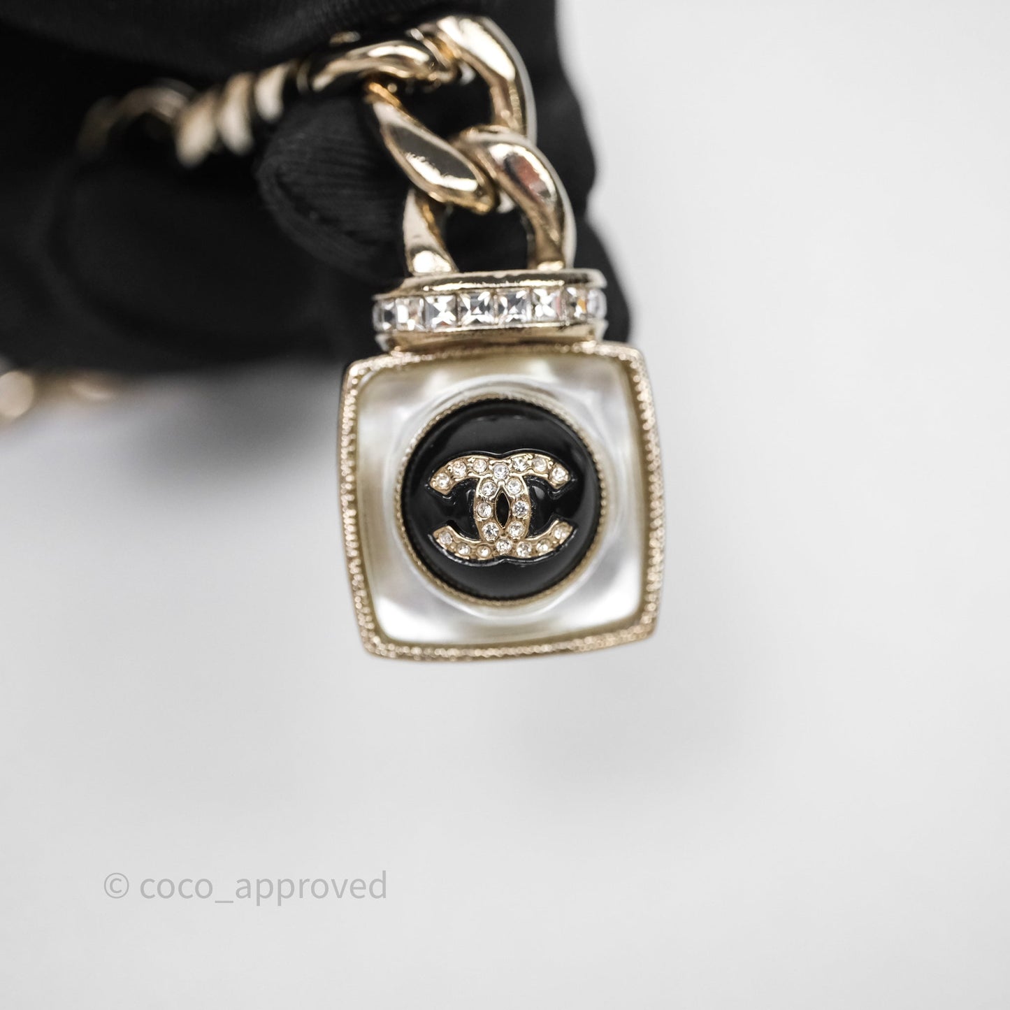 Chanel Crystal Resin Lipstick Charm Long Necklace Gold Tone 22C