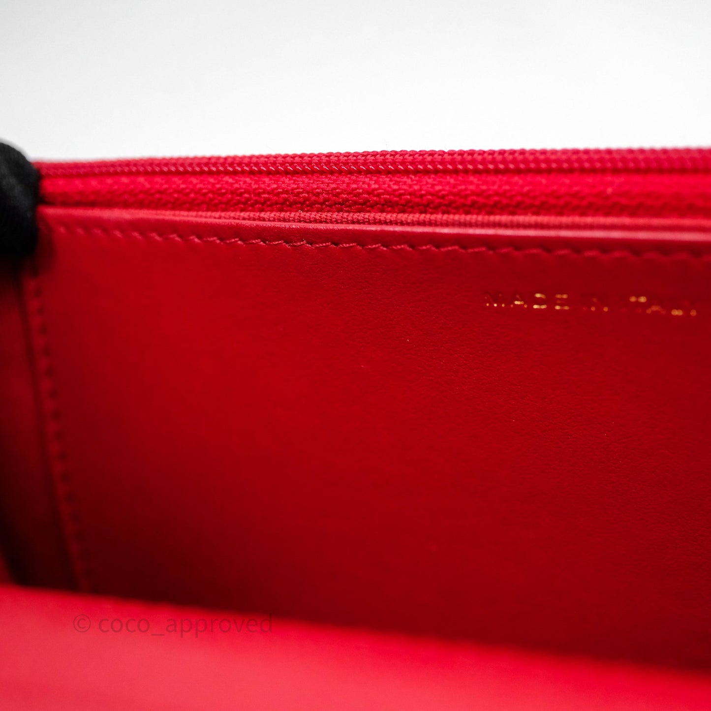 Chanel Quilted Classic Wallet on Chain WOC Red Caviar Gold Hardware
