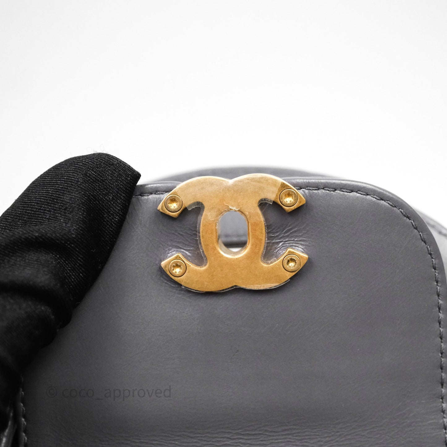 Chanel Kelly Bag Quilted Grey Shiny Crumpled Calfskin Aged Gold Hardware