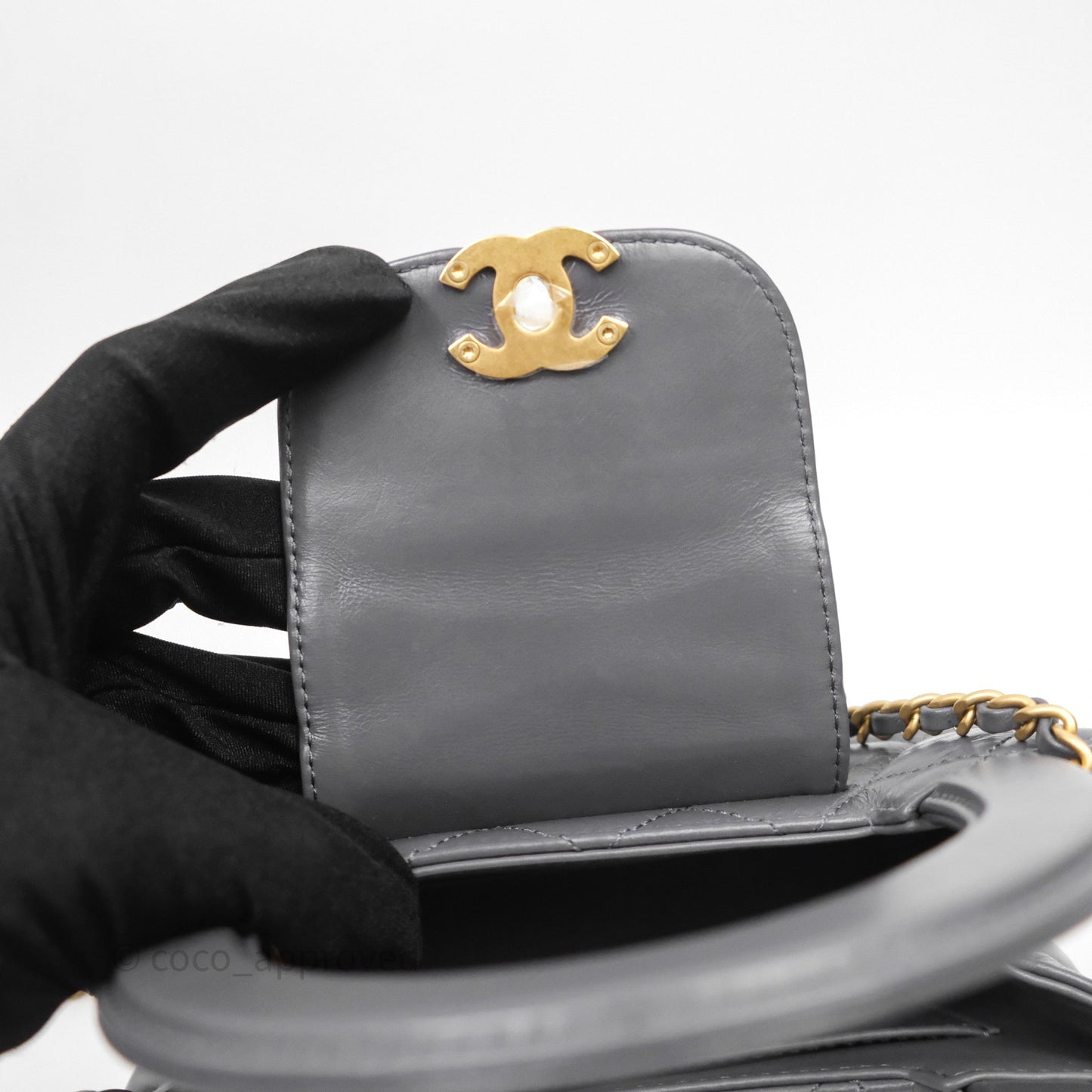 Chanel Kelly Bag Quilted Grey Shiny Crumpled Calfskin Aged Gold Hardware