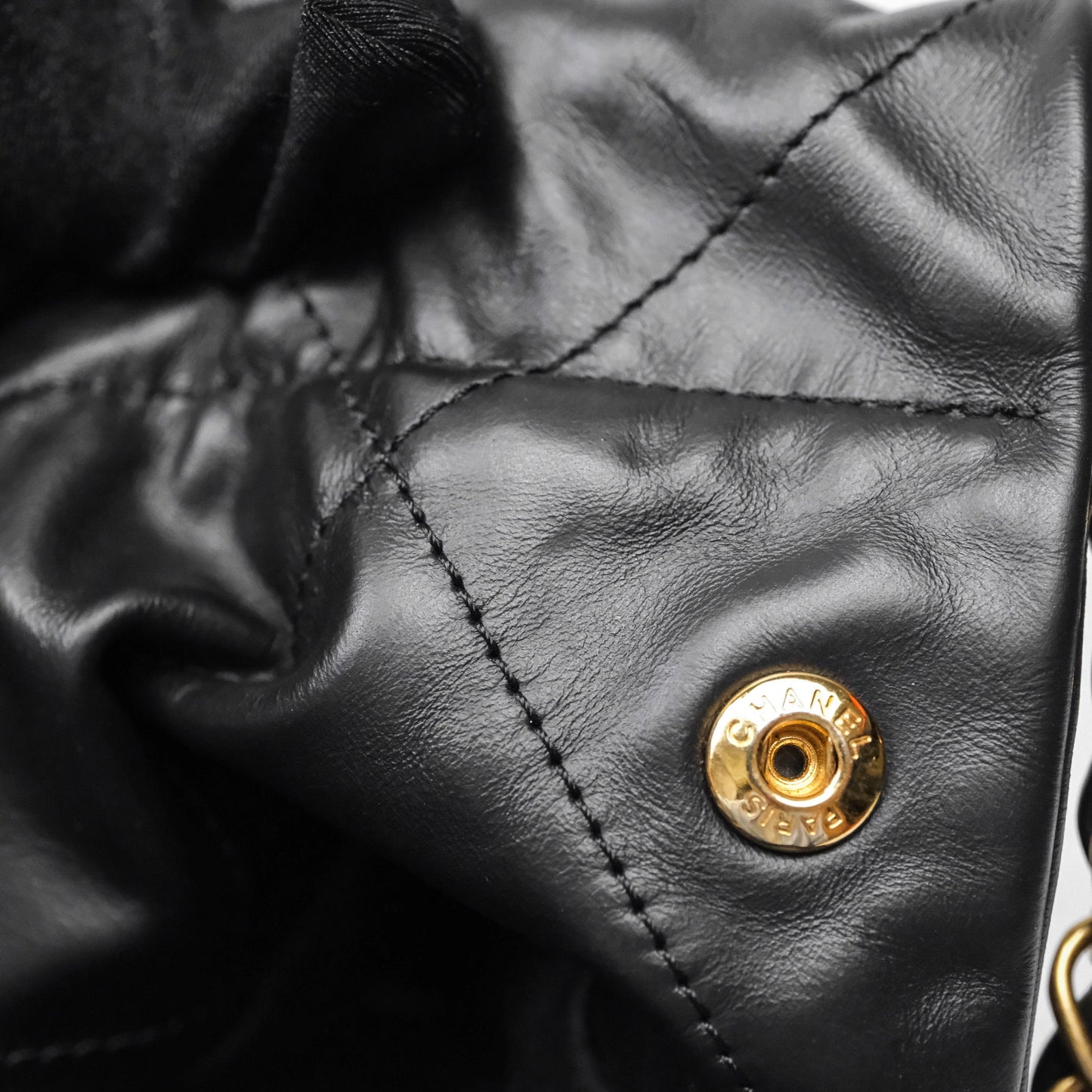 Chanel 22 Medium Black Crumpled Calfskin White Logo Aged Gold Hardware