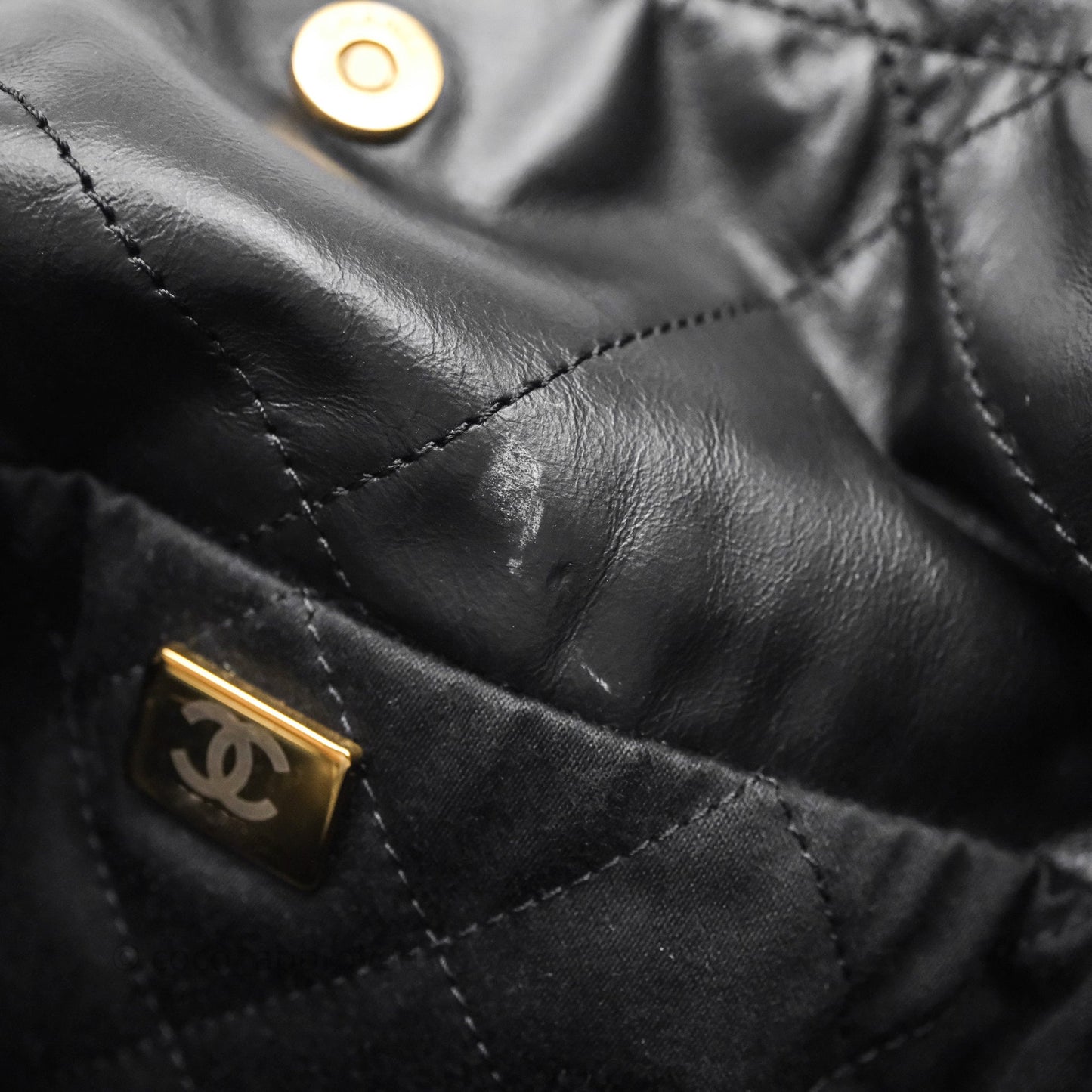 Chanel 22 Medium Black Crumpled Calfskin White Logo Aged Gold Hardware