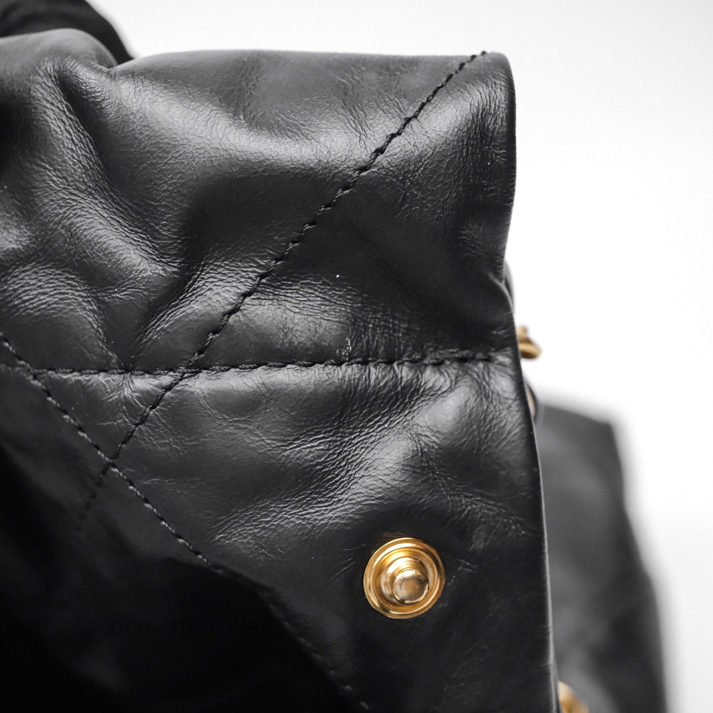 Chanel 22 Medium Black Crumpled Calfskin White Logo Aged Gold Hardware