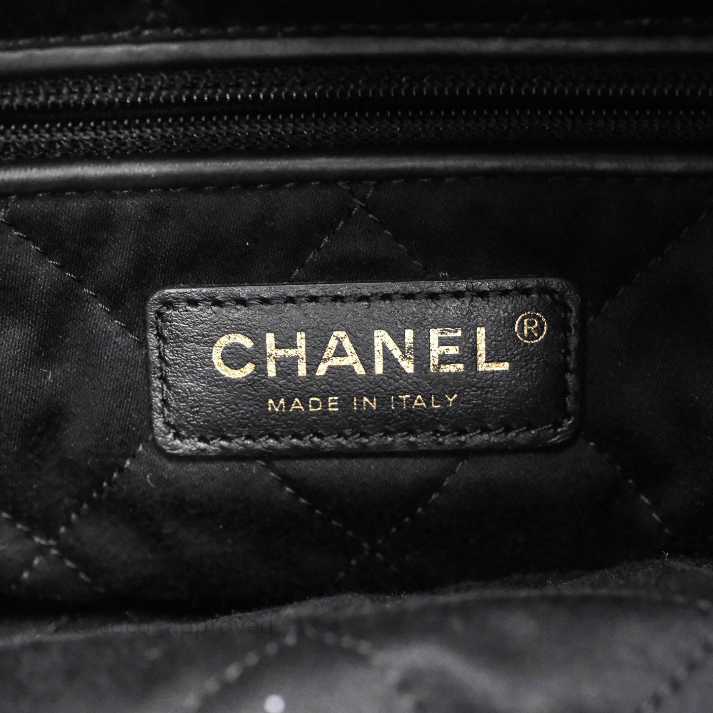 Chanel 22 Medium Black Crumpled Calfskin White Logo Aged Gold Hardware