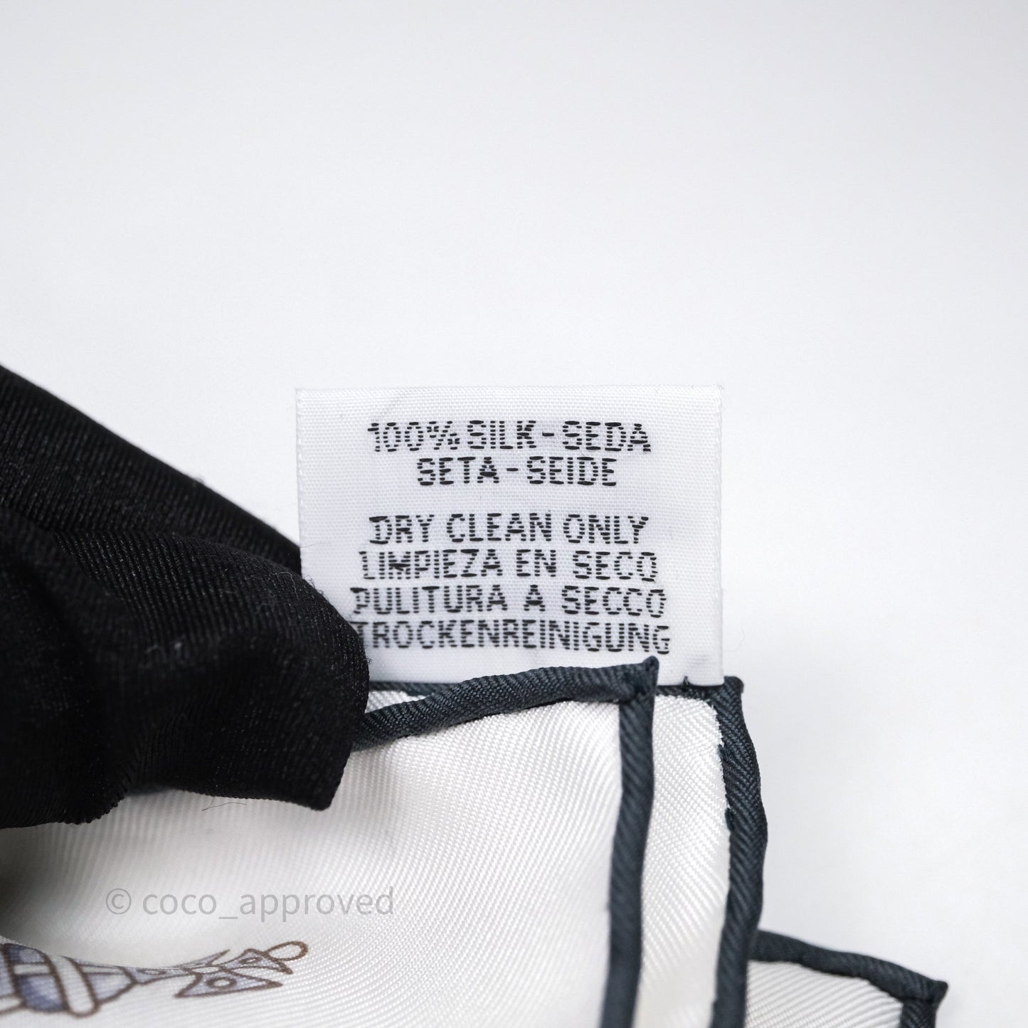 Hermes Stately Wheels Scarf 90