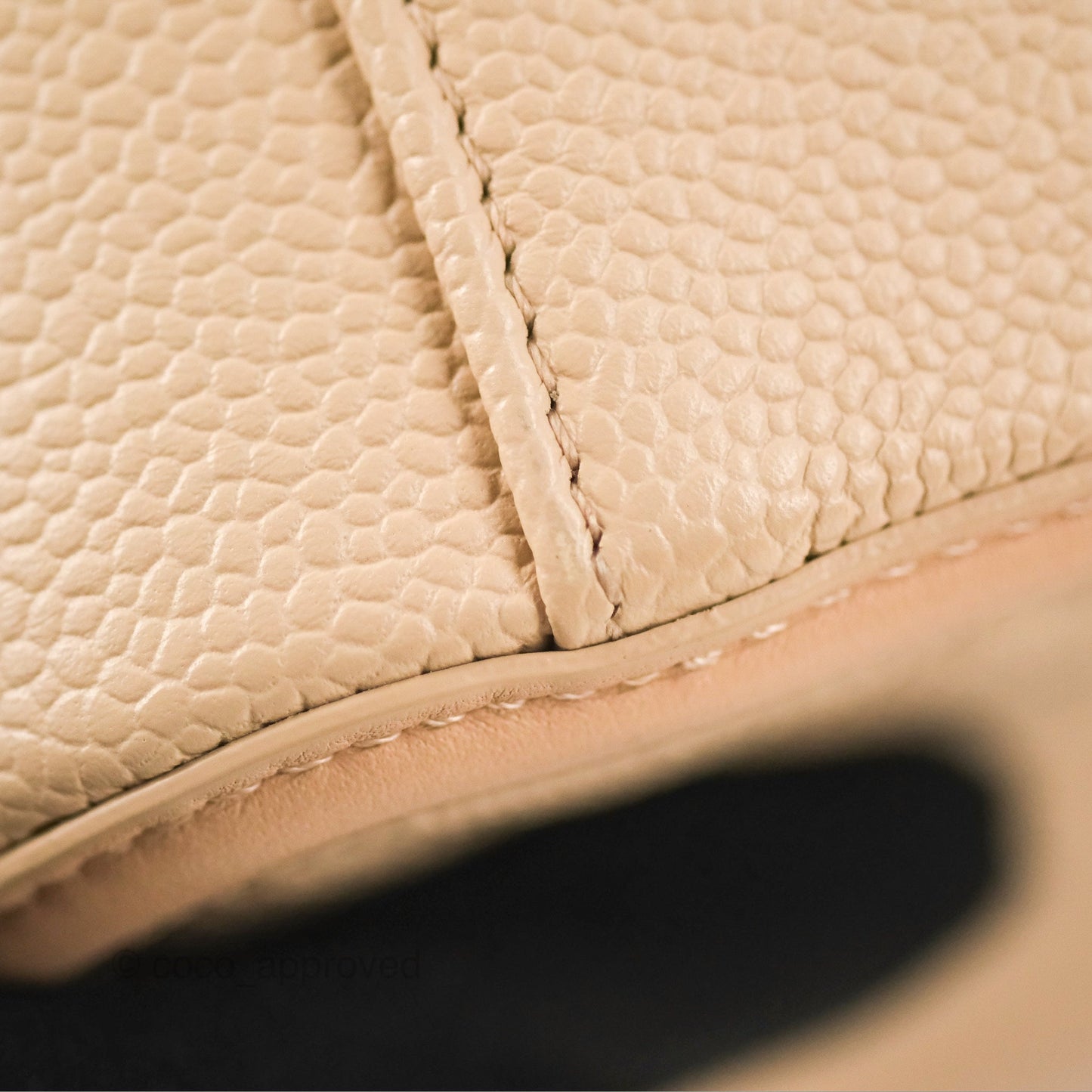 Chanel Quilted Medium CC Filigree Vanity Case Light Beige Caviar Gold Hardware