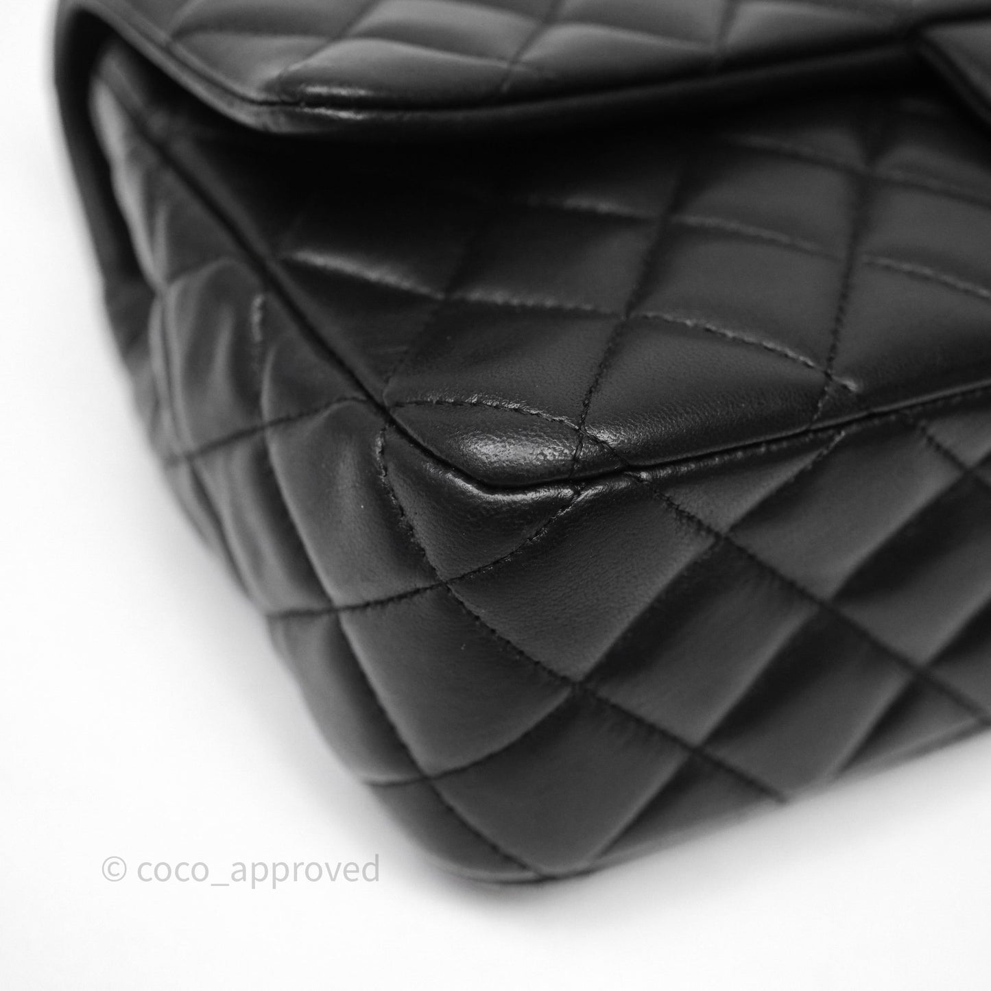 Chanel Classic M/L Medium Flap Bag Valentine Limited Edition Black Lambskin Gold Hardware