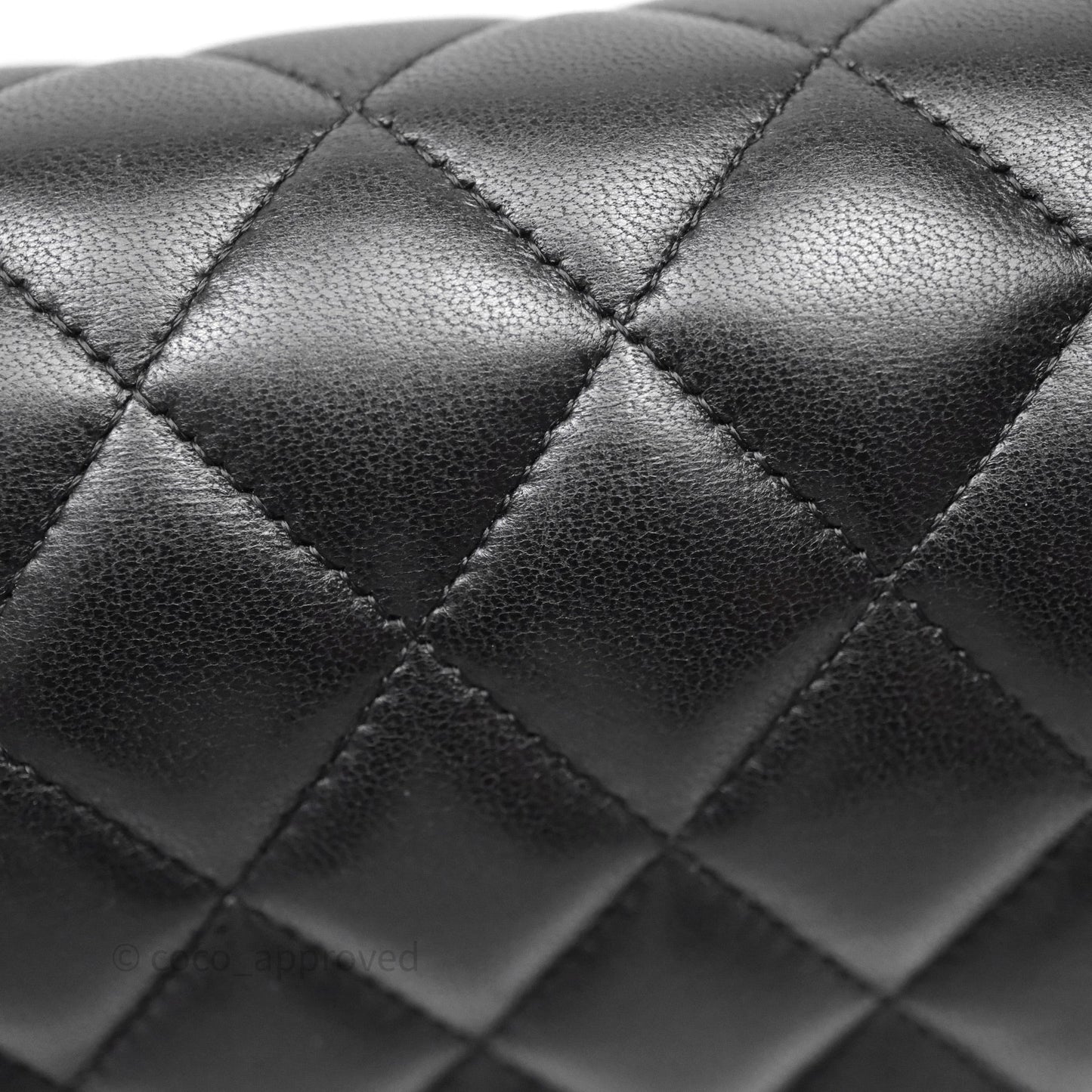 Chanel Classic M/L Medium Flap Bag Valentine Limited Edition Black Lambskin Gold Hardware