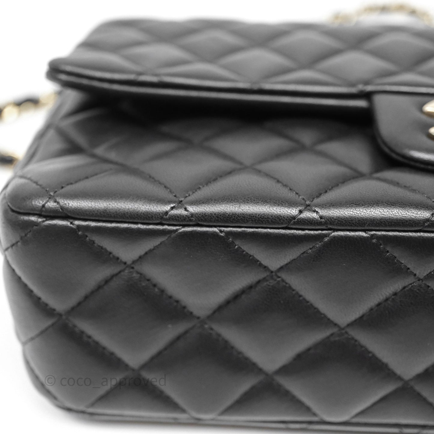 Chanel Classic M/L Medium Flap Bag Valentine Limited Edition Black Lambskin Gold Hardware