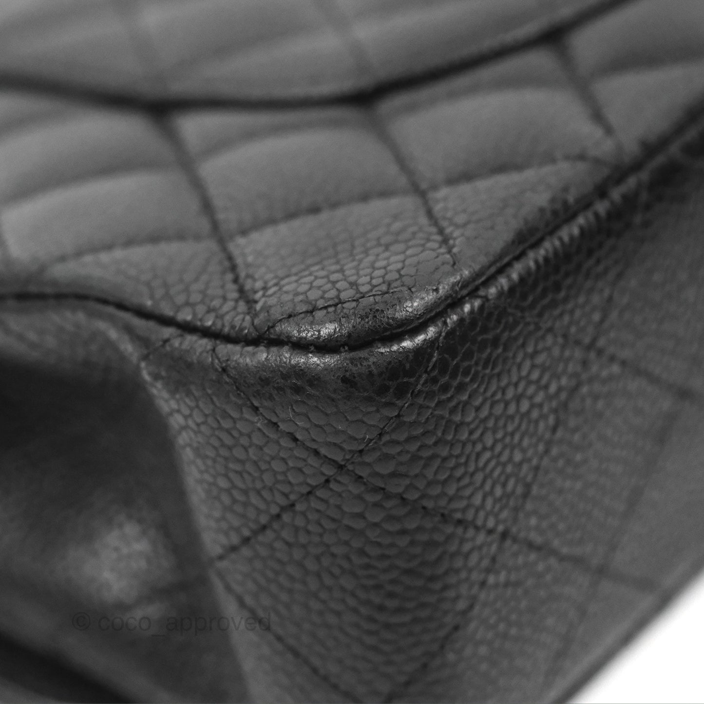 Chanel Classic M/L Medium Flap Quilted Black Caviar Gold Hardware