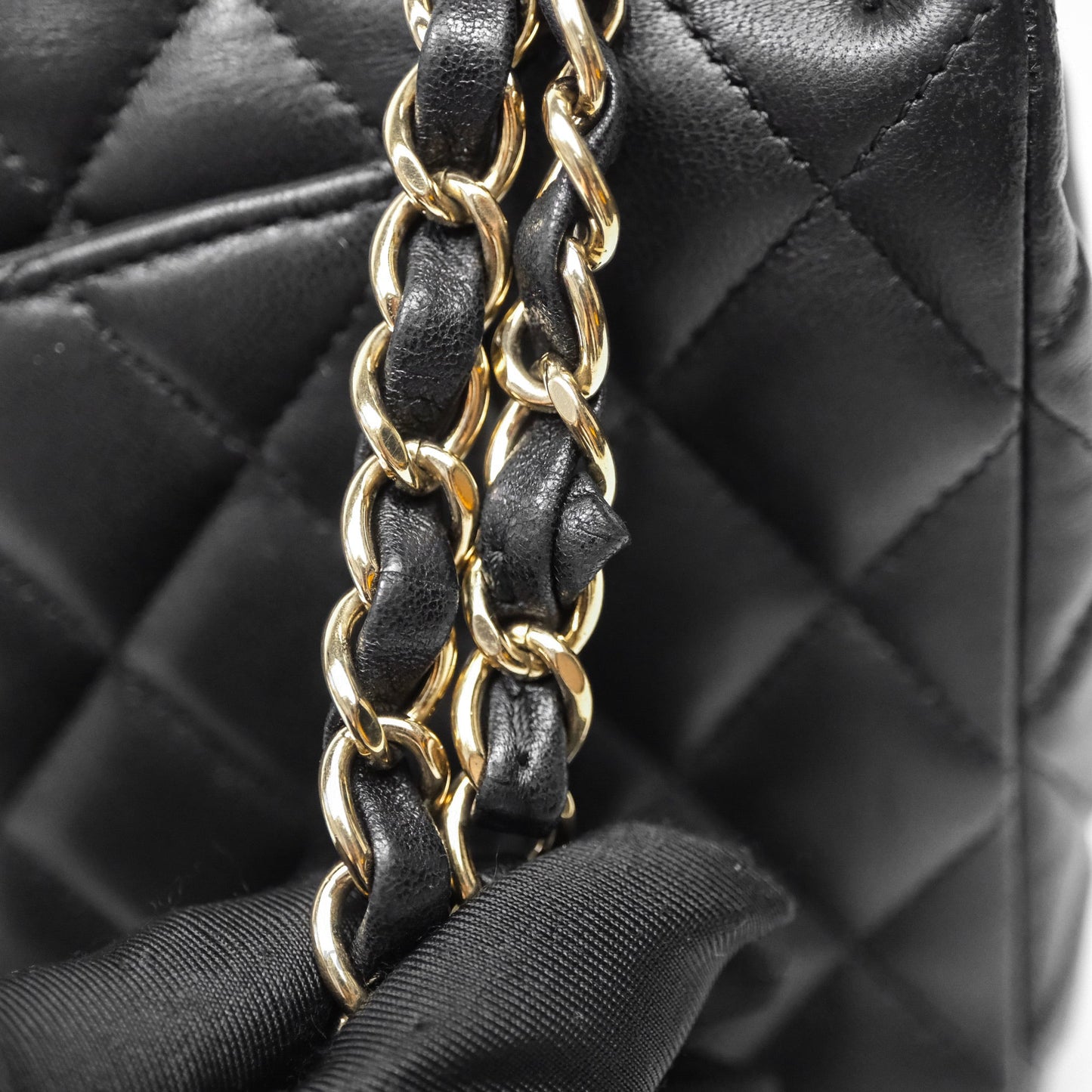 Chanel Classic M/L Medium Flap Bag Valentine Limited Edition Black Lambskin Gold Hardware