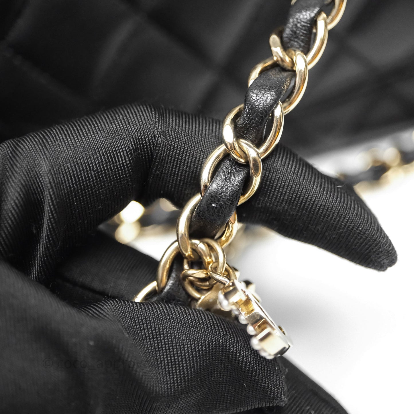 Chanel Classic M/L Medium Flap Bag Valentine Limited Edition Black Lambskin Gold Hardware