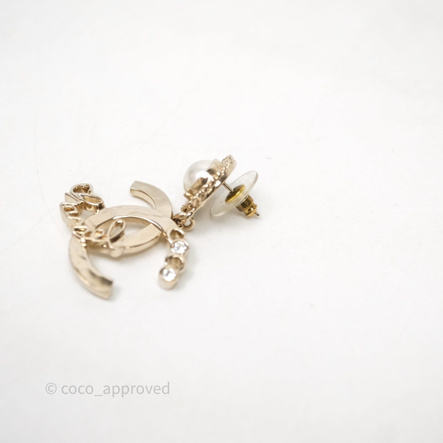 Chanel Round Pearl CC Logo Drop Earrings Gold Tone 22P