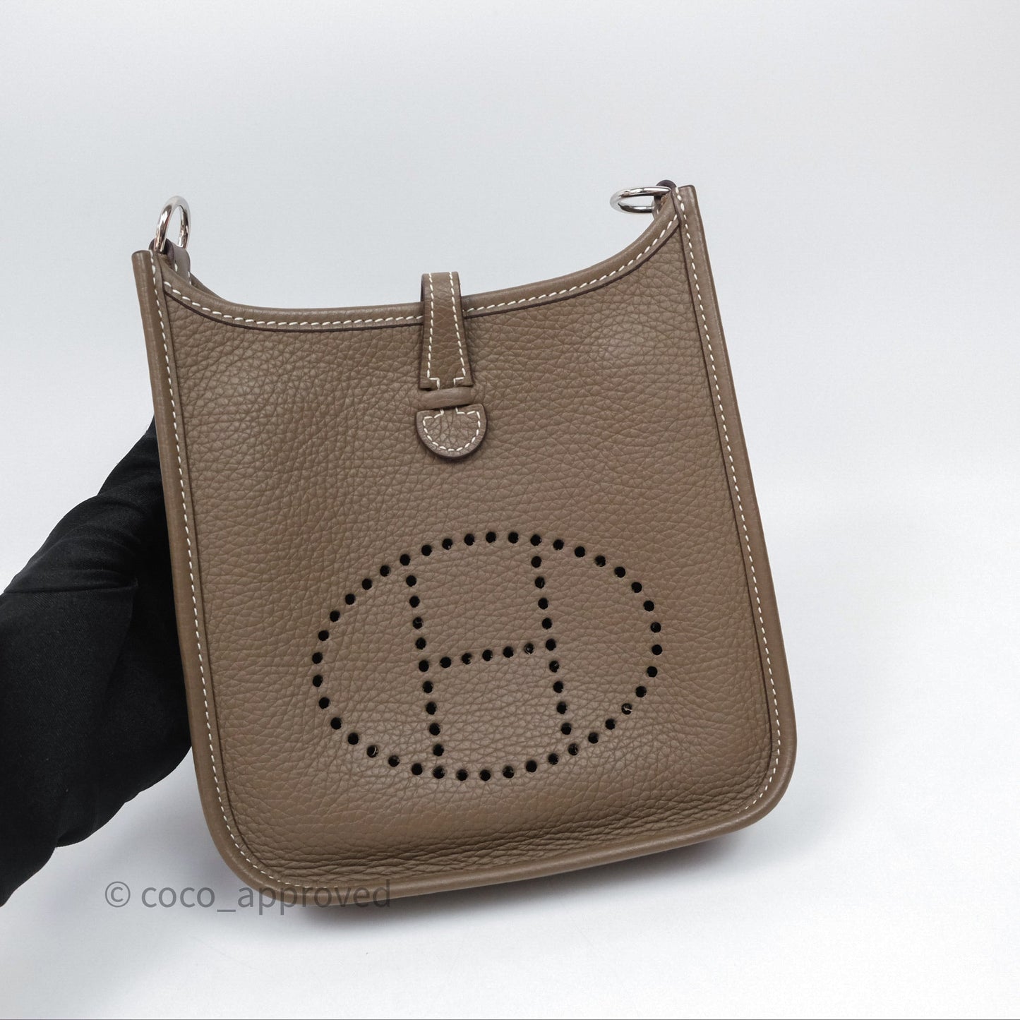 Hermès Mini Evelyne 16 Etoupe 18 Clemence Palladium Hardware with Bleu Indigo Strap