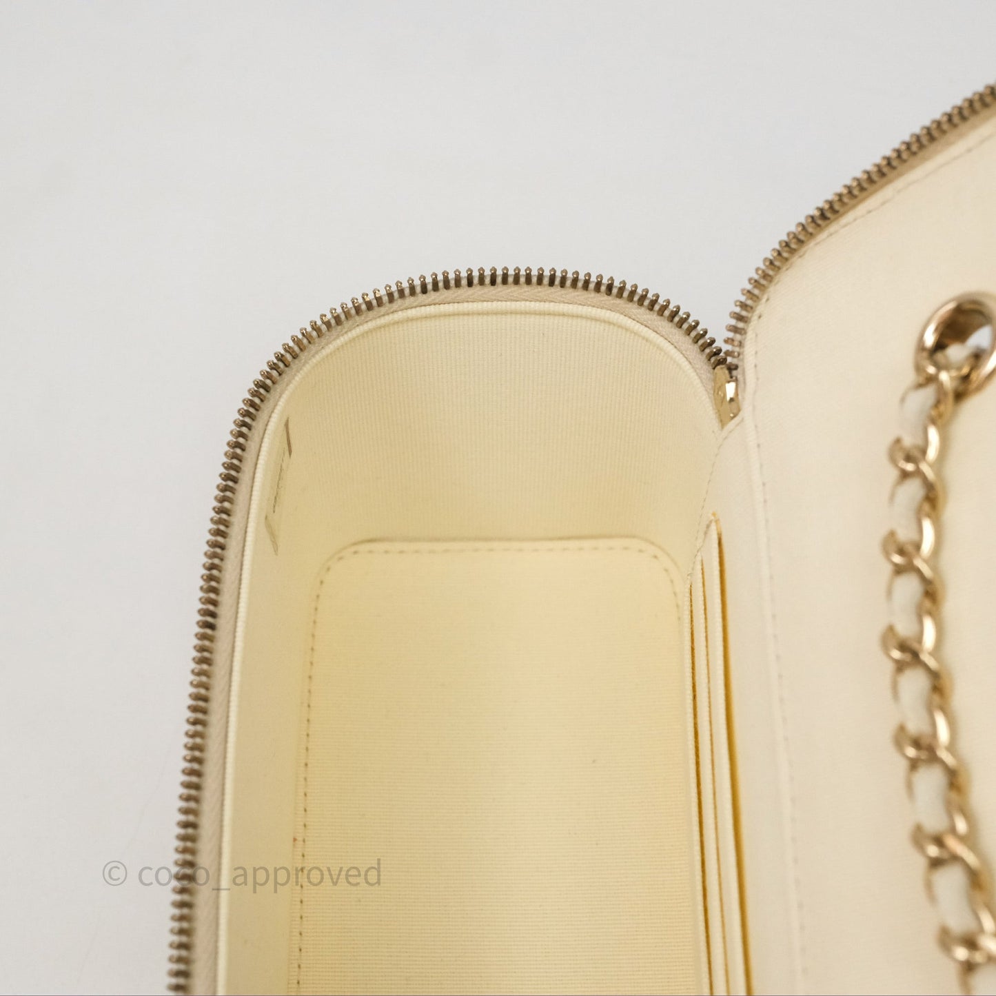 Chanel Vanity with Chain Ivory Cream Caviar Gold Hardware