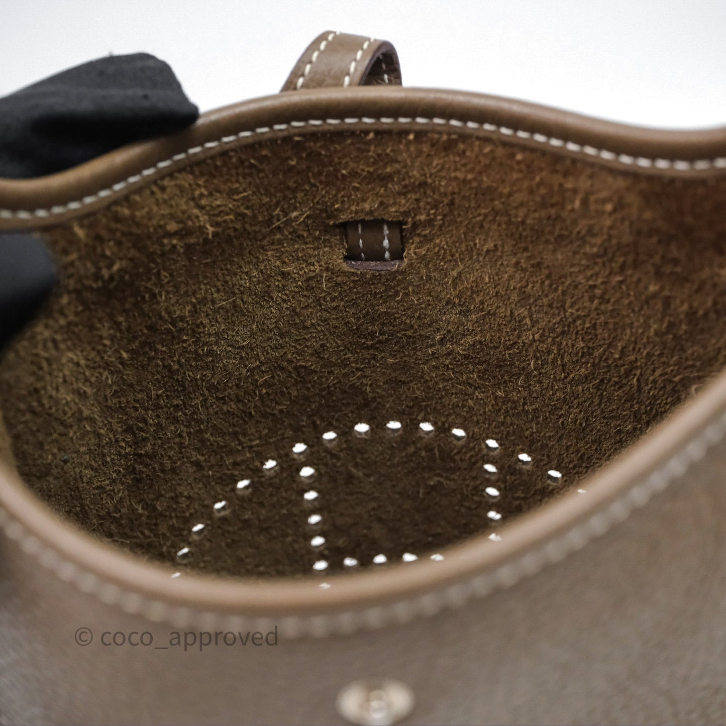 Hermès Mini Evelyne 16 Etoupe 18 Clemence Palladium Hardware with Bleu Indigo Strap