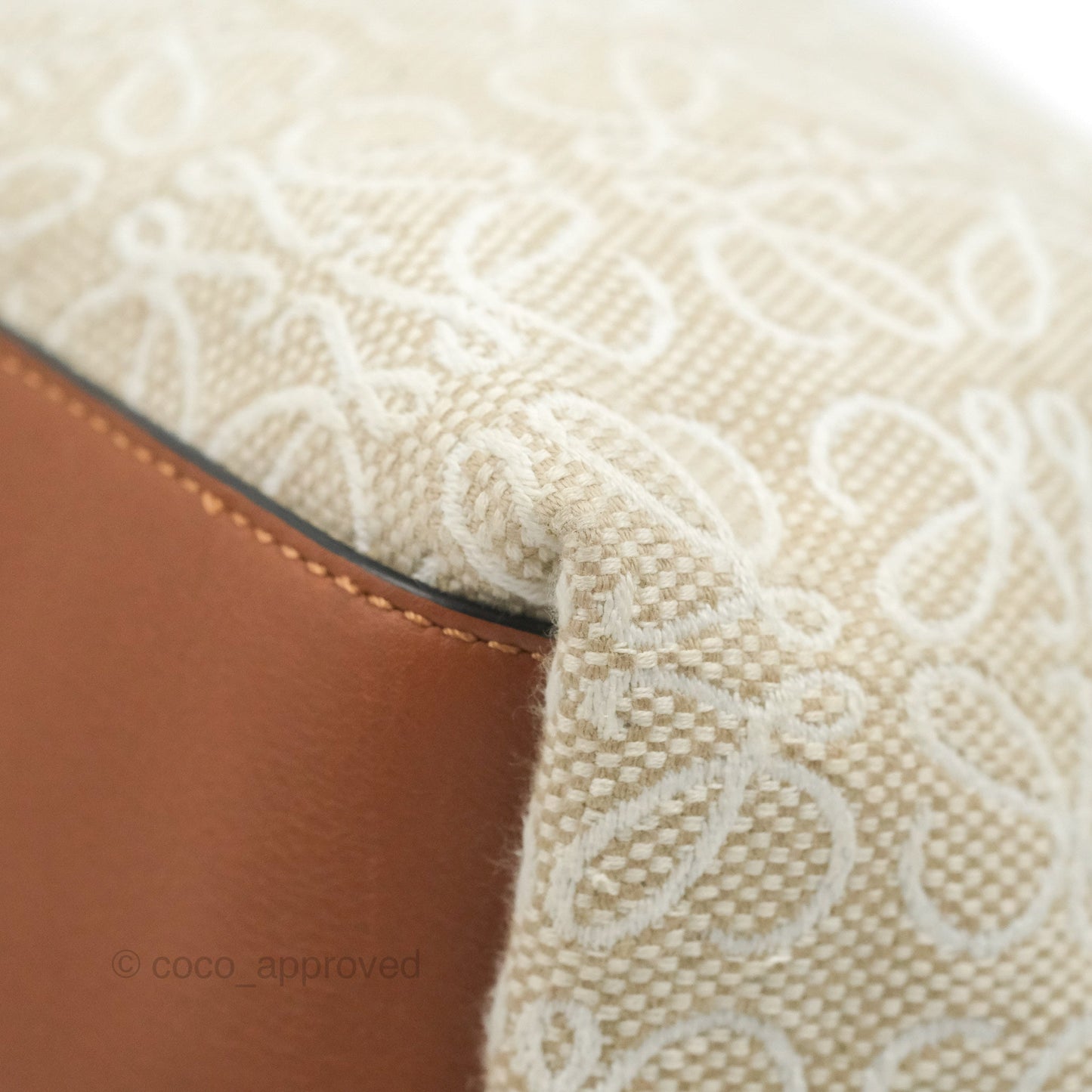 Loewe Small Cubi bag in Anagram Jacquard & Calfskin Ecru/Tan