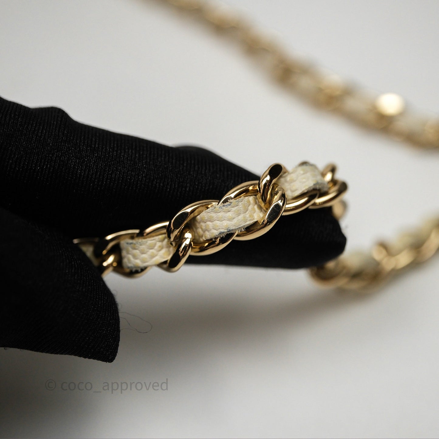 Chanel Vanity with Chain Ivory Cream Caviar Gold Hardware