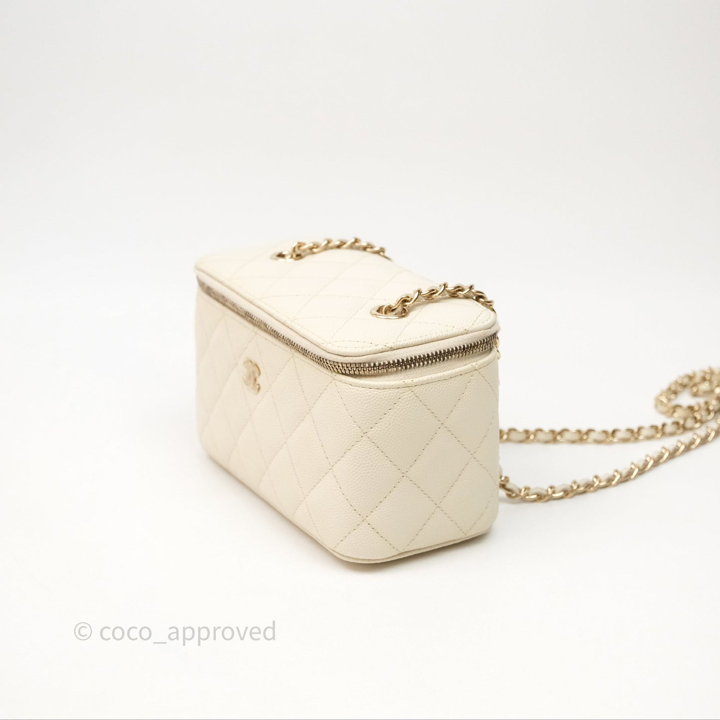 Chanel Vanity with Chain Ivory Cream Caviar Gold Hardware