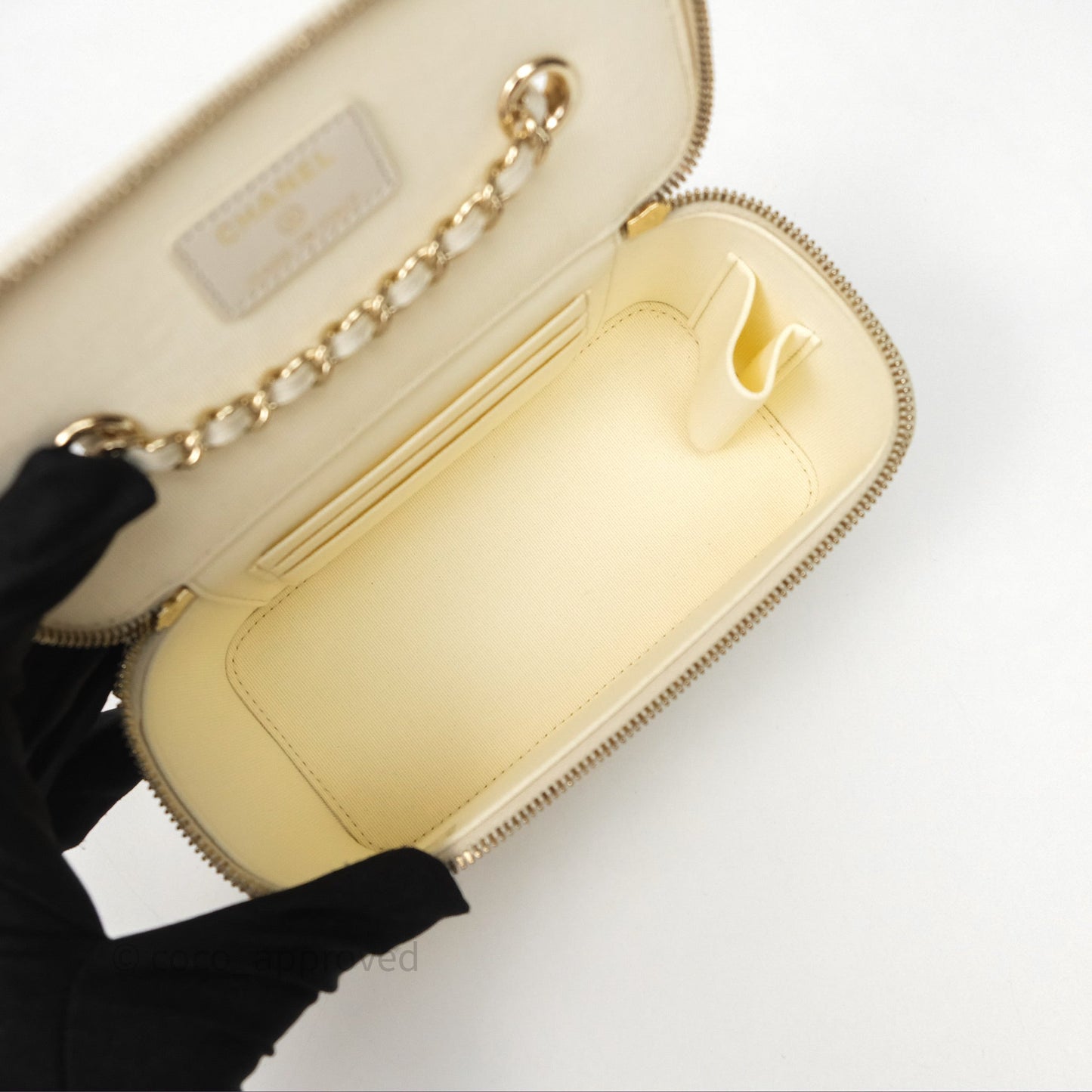 Chanel Vanity with Chain Ivory Cream Caviar Gold Hardware