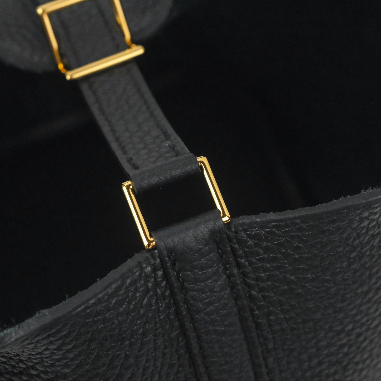 Hermès Picotin Lock 18 Black Taurillon Clemence Gold Hardware