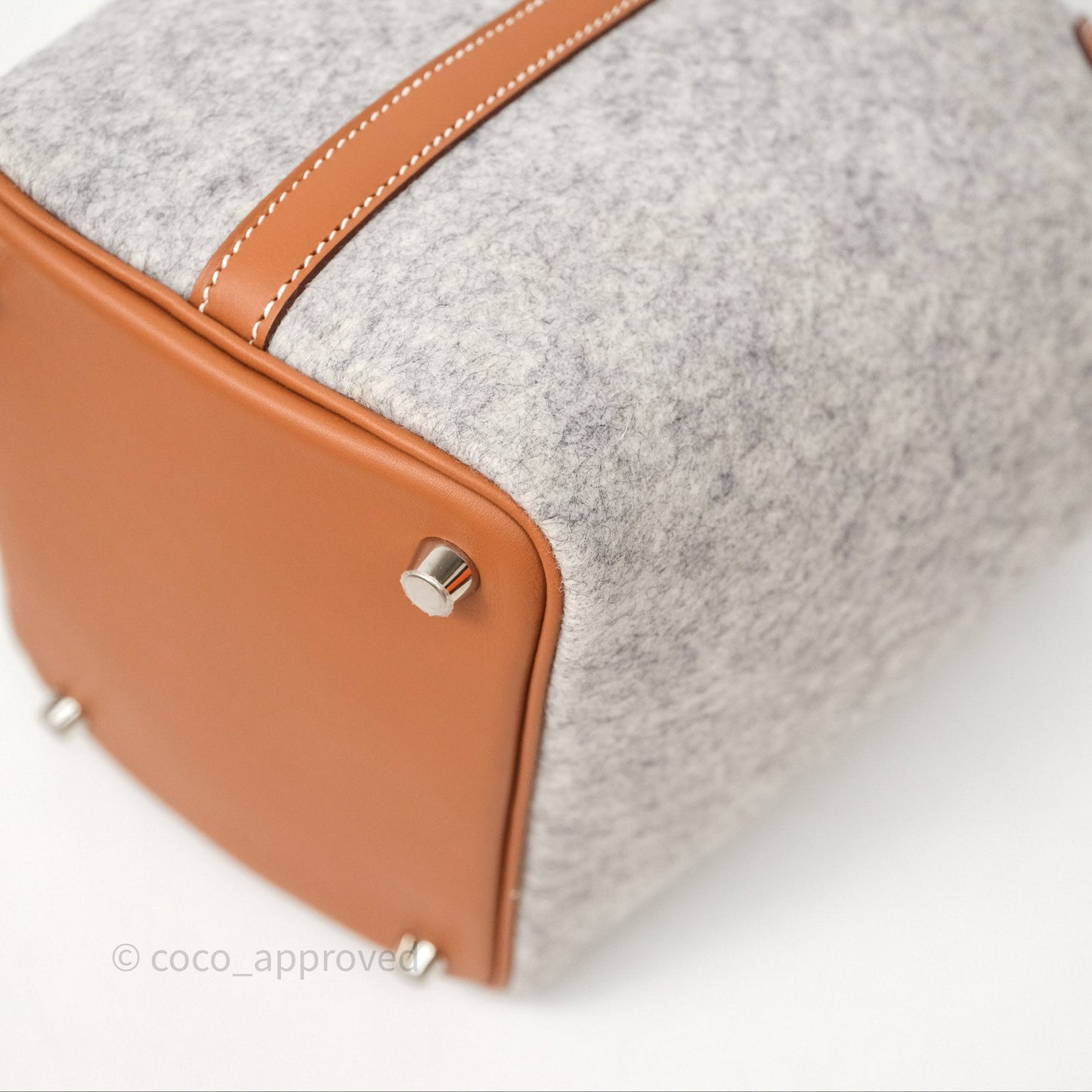 Hermès Picotin 18 Gris Clair/ Gold Wool Feutre Swift Palladium Hardware