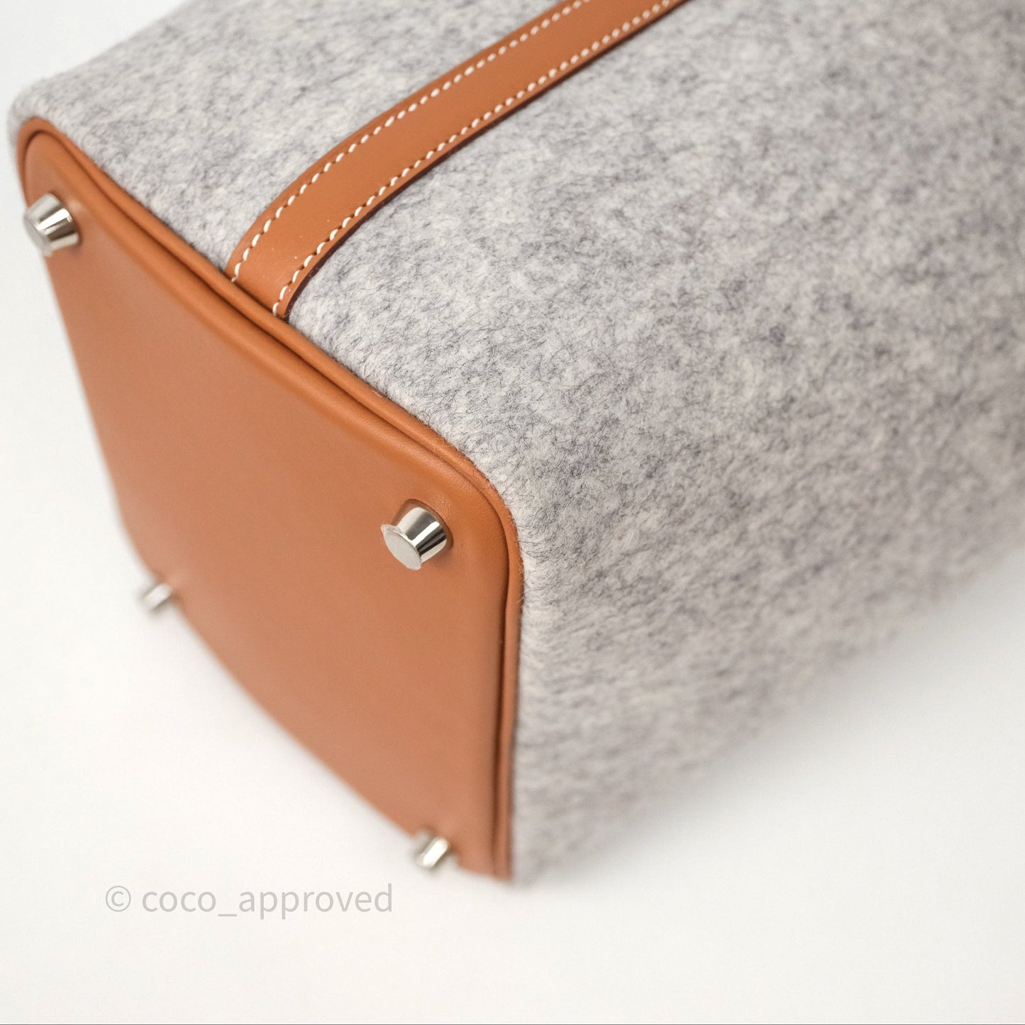 Hermès Picotin 18 Gris Clair/ Gold Wool Feutre Swift Palladium Hardware