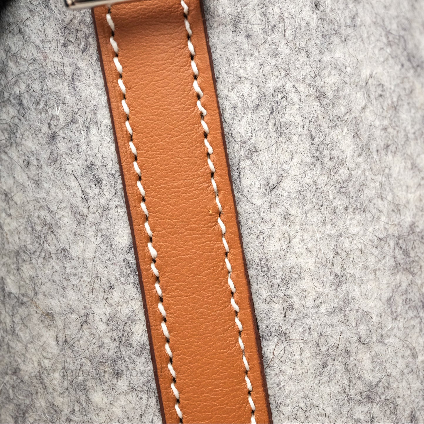 Hermès Picotin 18 Gris Clair/ Gold Wool Feutre Swift Palladium Hardware
