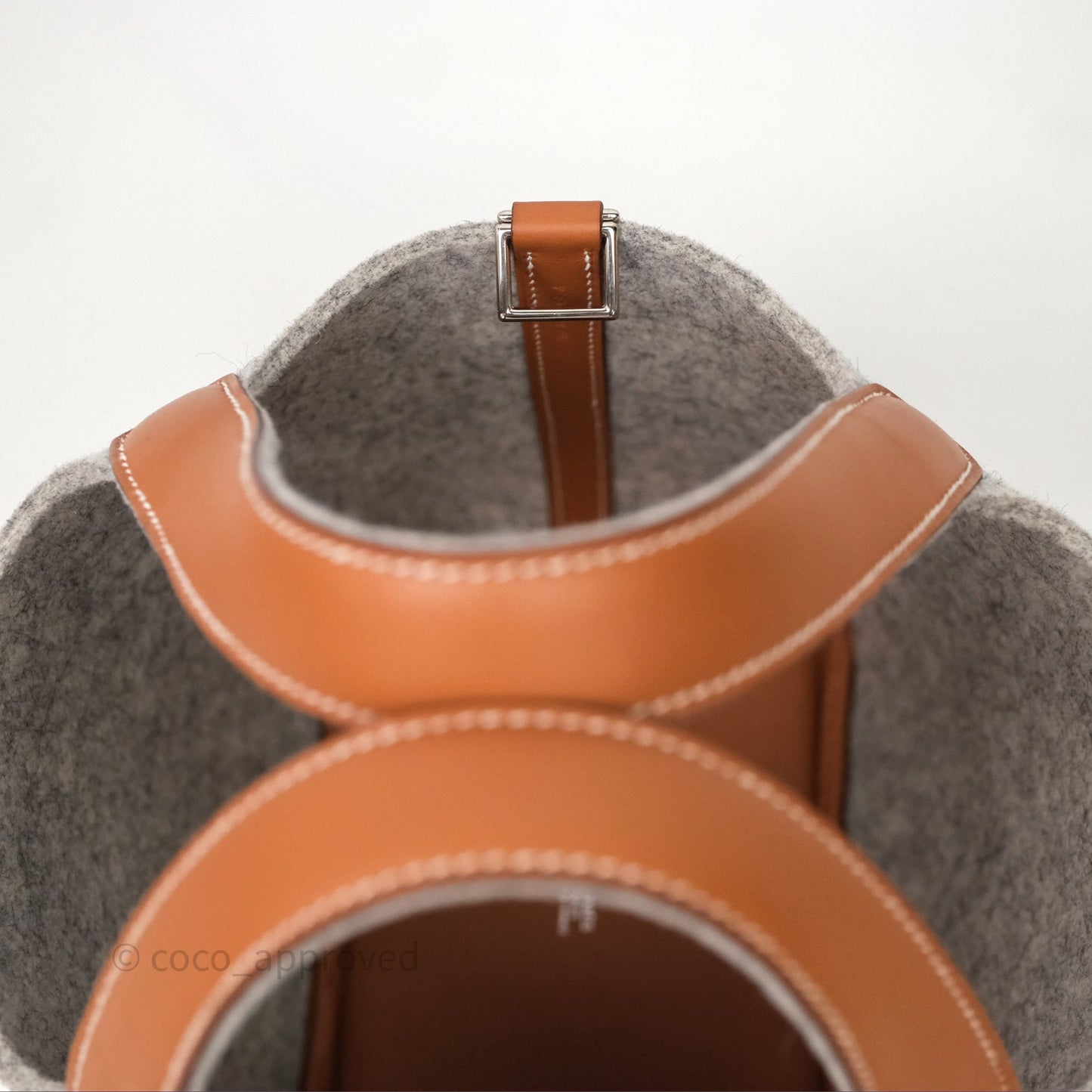 Hermès Picotin 18 Gris Clair/ Gold Wool Feutre Swift Palladium Hardware
