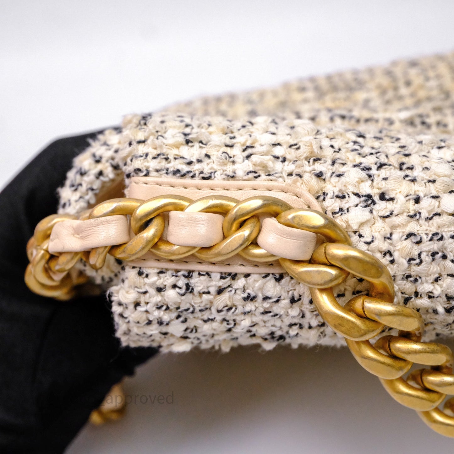 Chanel 19 Small Tweed Oreo Cream Mixed Hardware