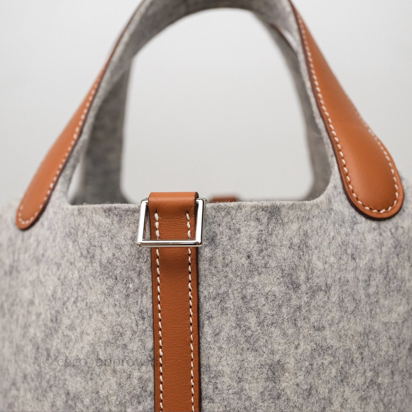 Hermès Picotin 18 Gris Clair/ Gold Wool Feutre Swift Palladium Hardware