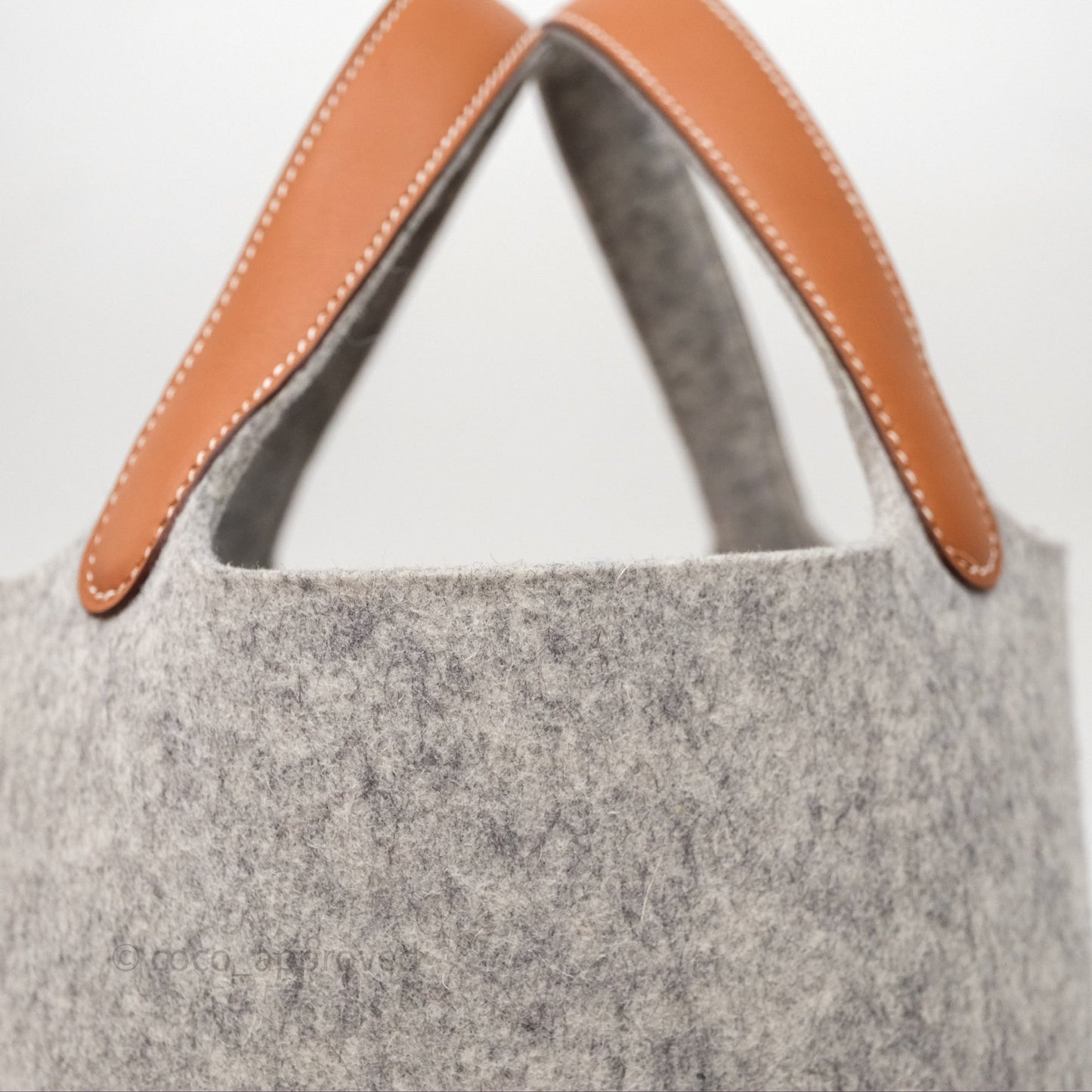 Hermès Picotin 18 Gris Clair/ Gold Wool Feutre Swift Palladium Hardware