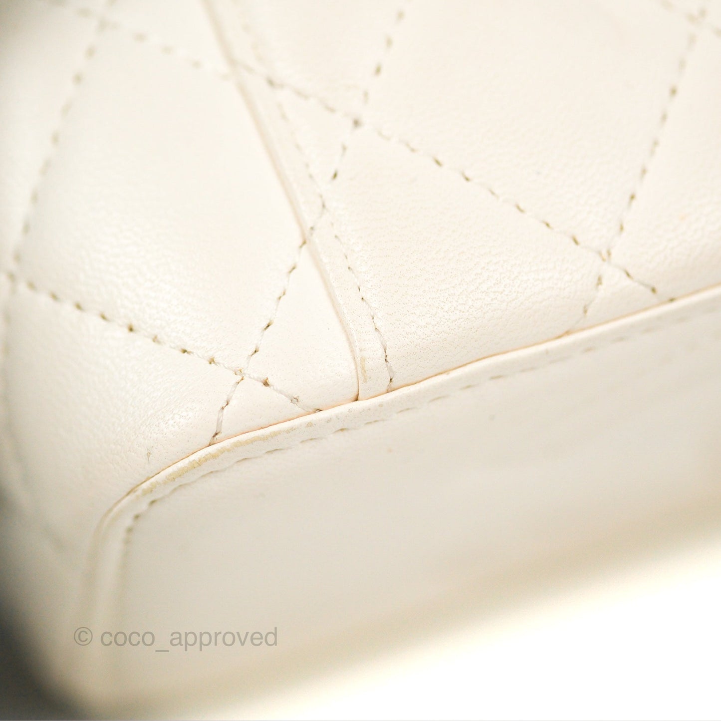 Chanel Vanity with COCO Heart Chain White Lambskin Aged Gold Hardware