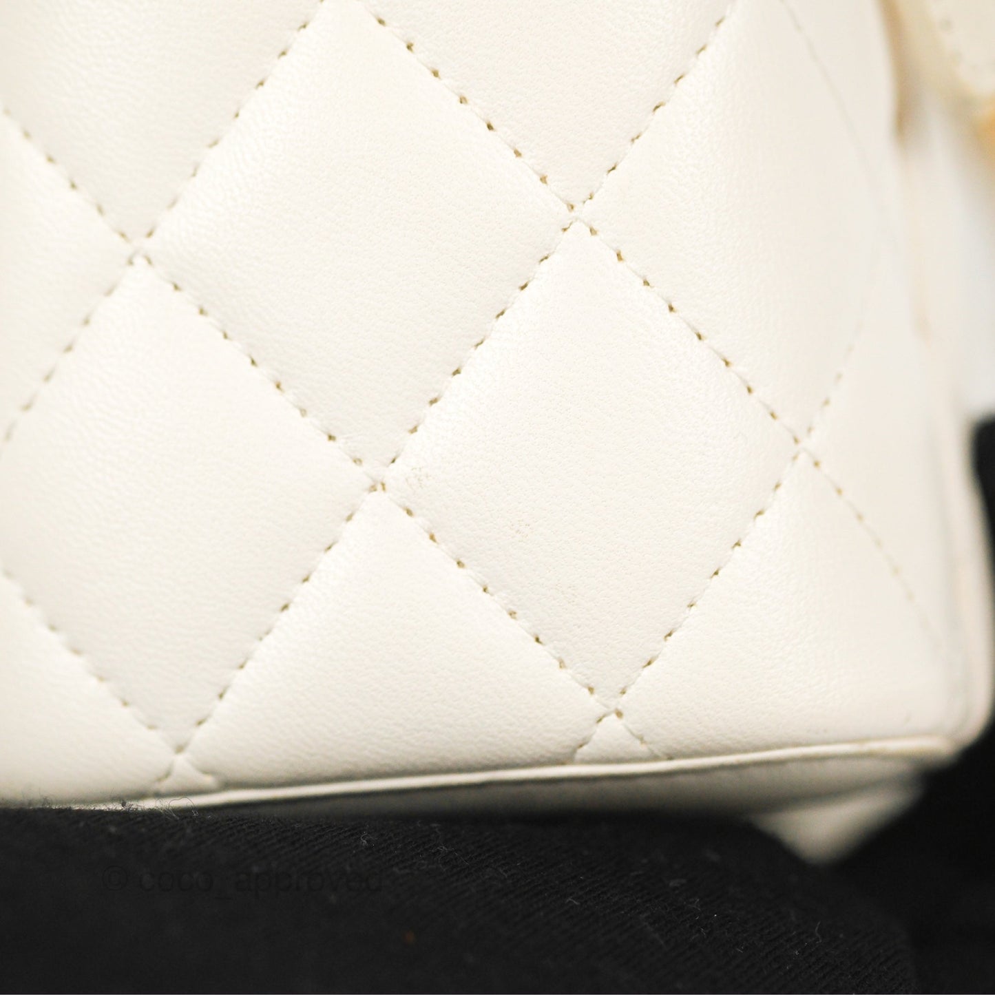 Chanel Vanity with COCO Heart Chain White Lambskin Aged Gold Hardware