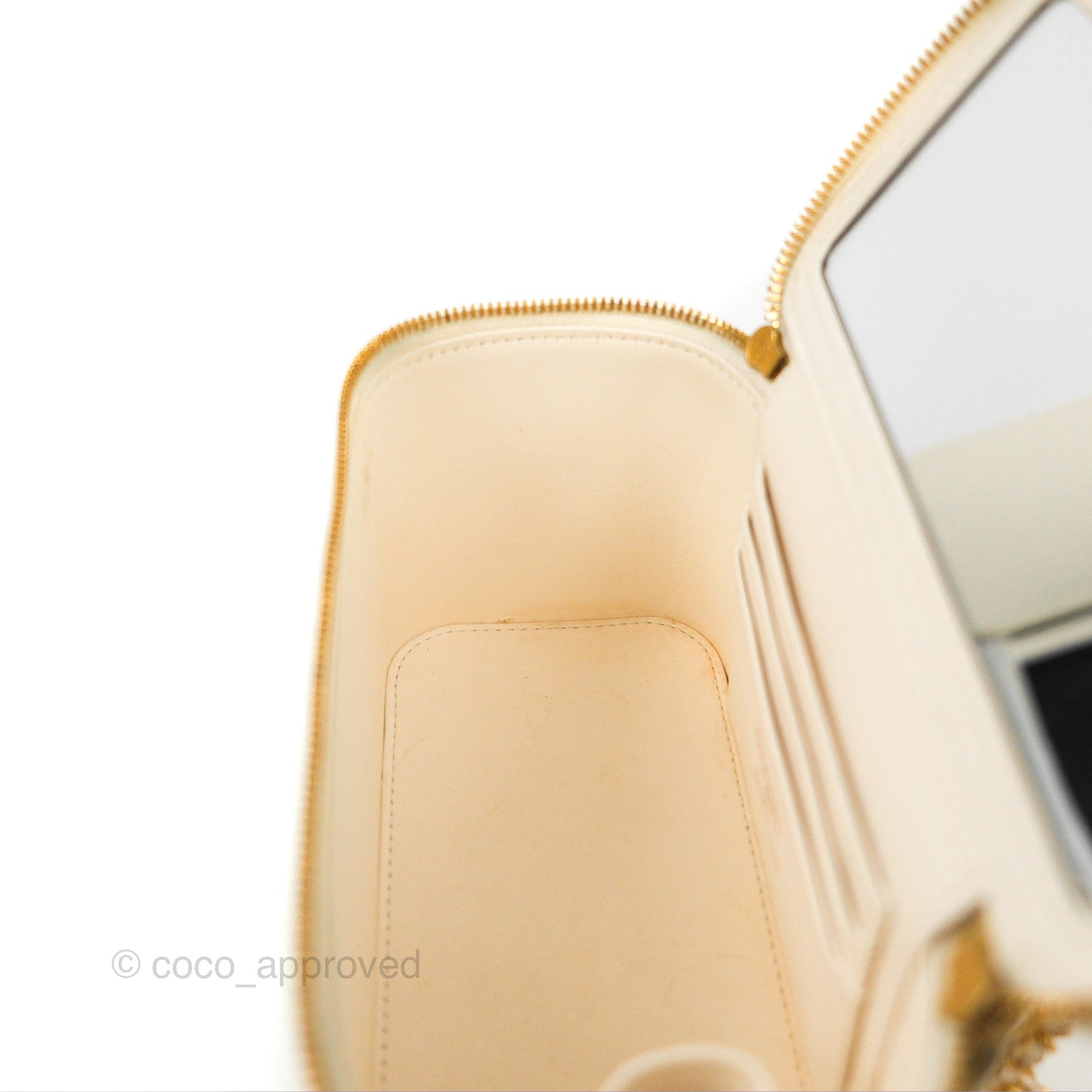 Chanel Vanity with COCO Heart Chain White Lambskin Aged Gold Hardware