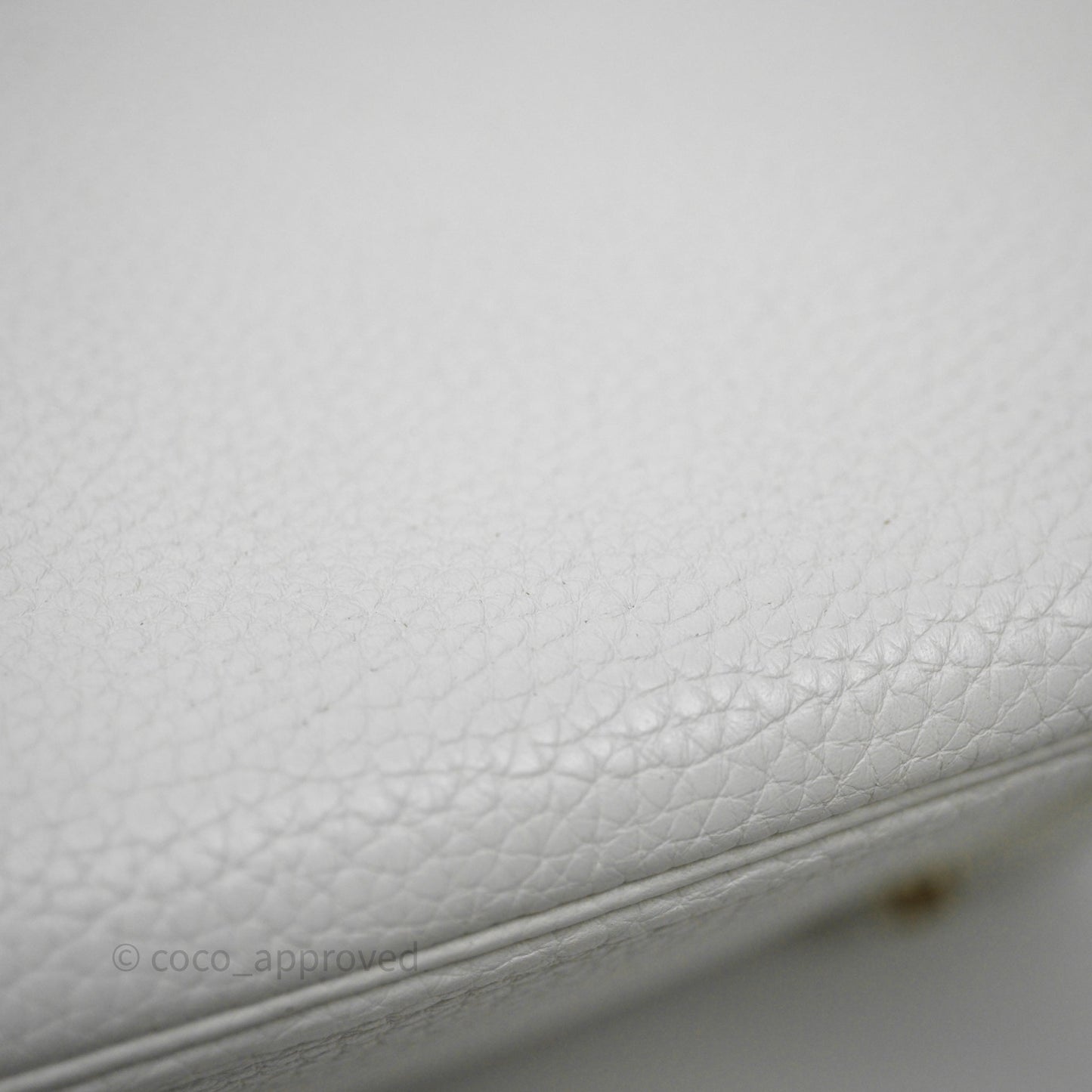 Hermès Birkin 30 Retourne Blanc 01 Clemence Gold Hardware