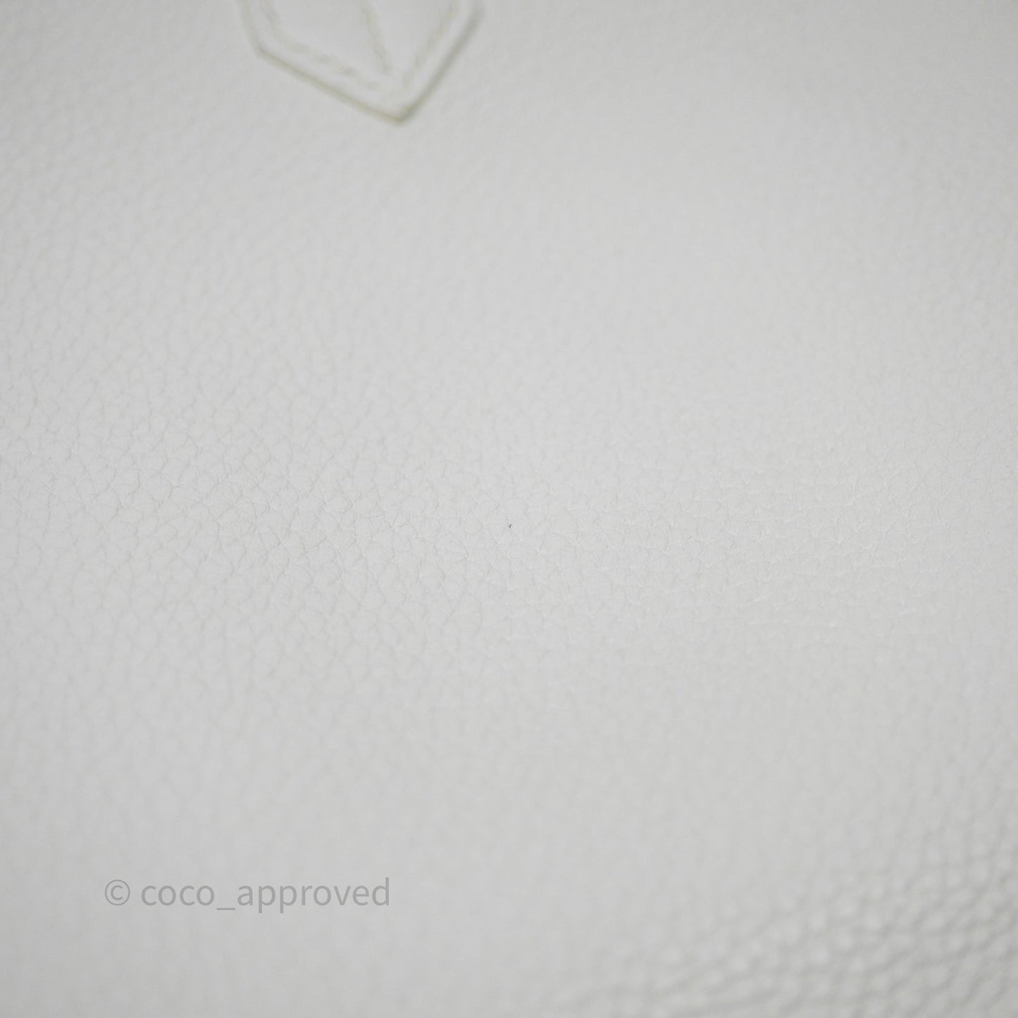 Hermès Birkin 30 Retourne Blanc 01 Clemence Gold Hardware