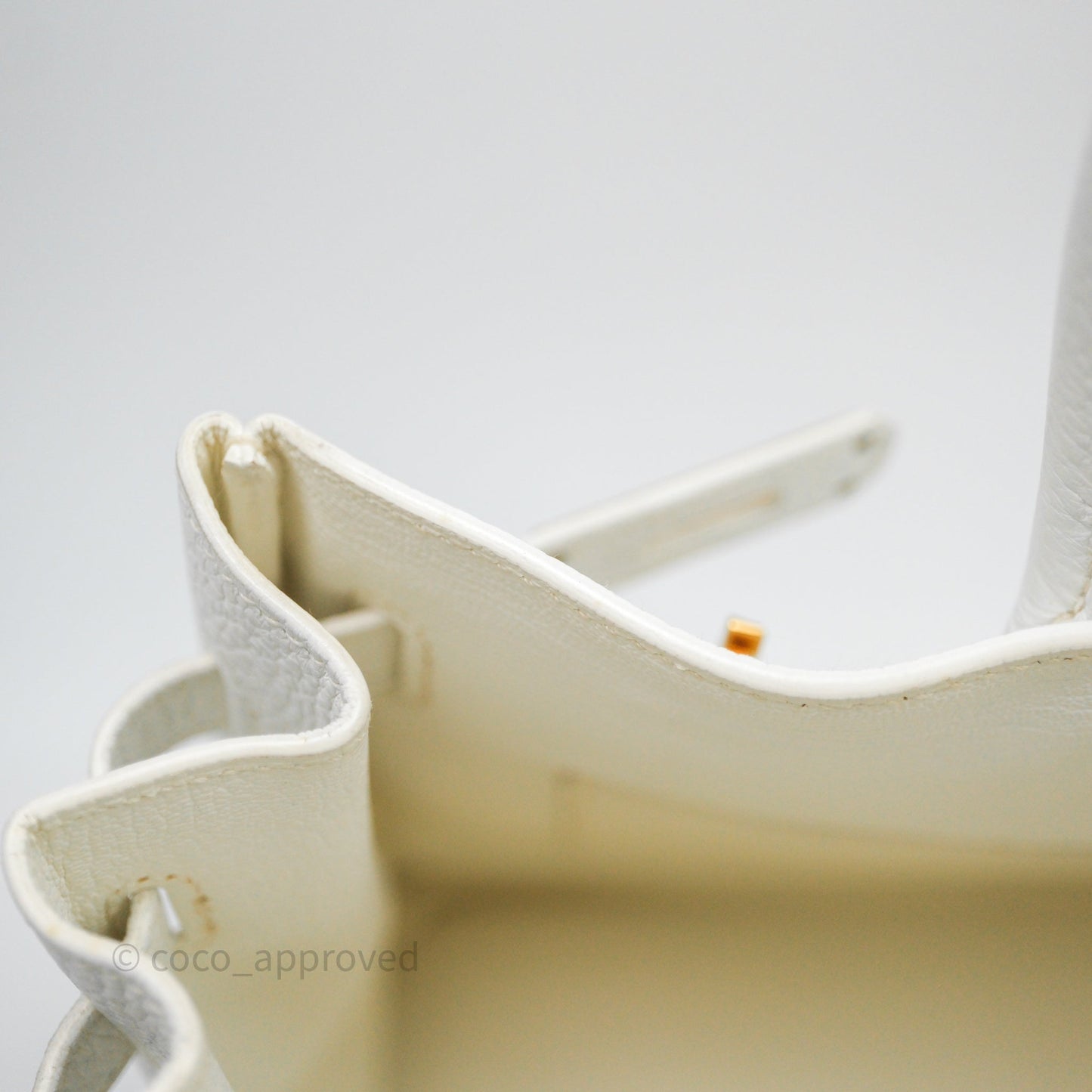 Hermès Birkin 30 Retourne Blanc 01 Clemence Gold Hardware