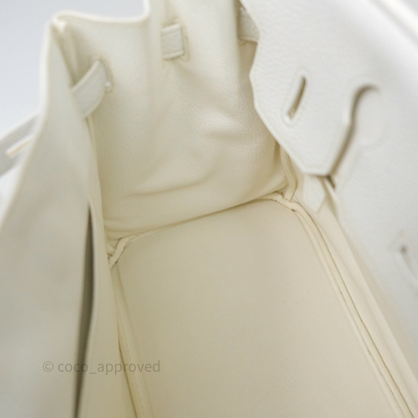 Hermès Birkin 30 Retourne Blanc 01 Clemence Gold Hardware