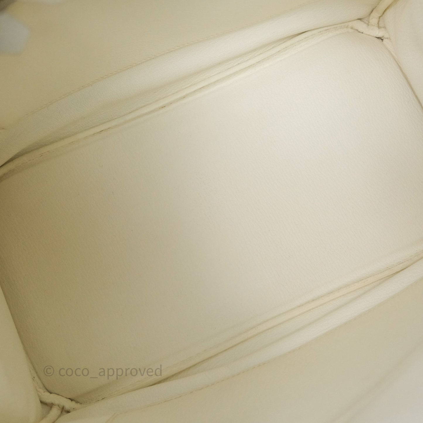 Hermès Birkin 30 Retourne Blanc 01 Clemence Gold Hardware