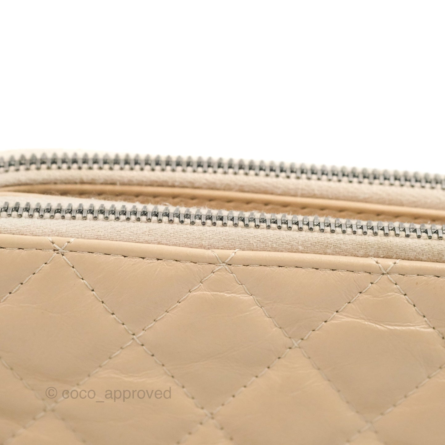 Chanel Gabrielle Clutch With Chain Aged Calfskin Beige/ Black Mixed Hardware