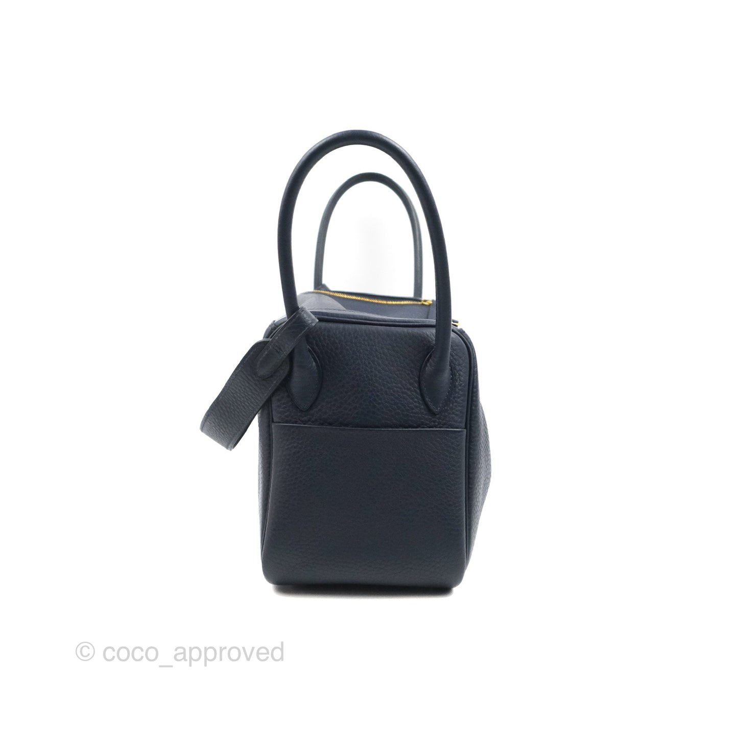 Hermès Lindy 26 Taurillion Clemence Bleu Nuit 2Z Gold Hardware