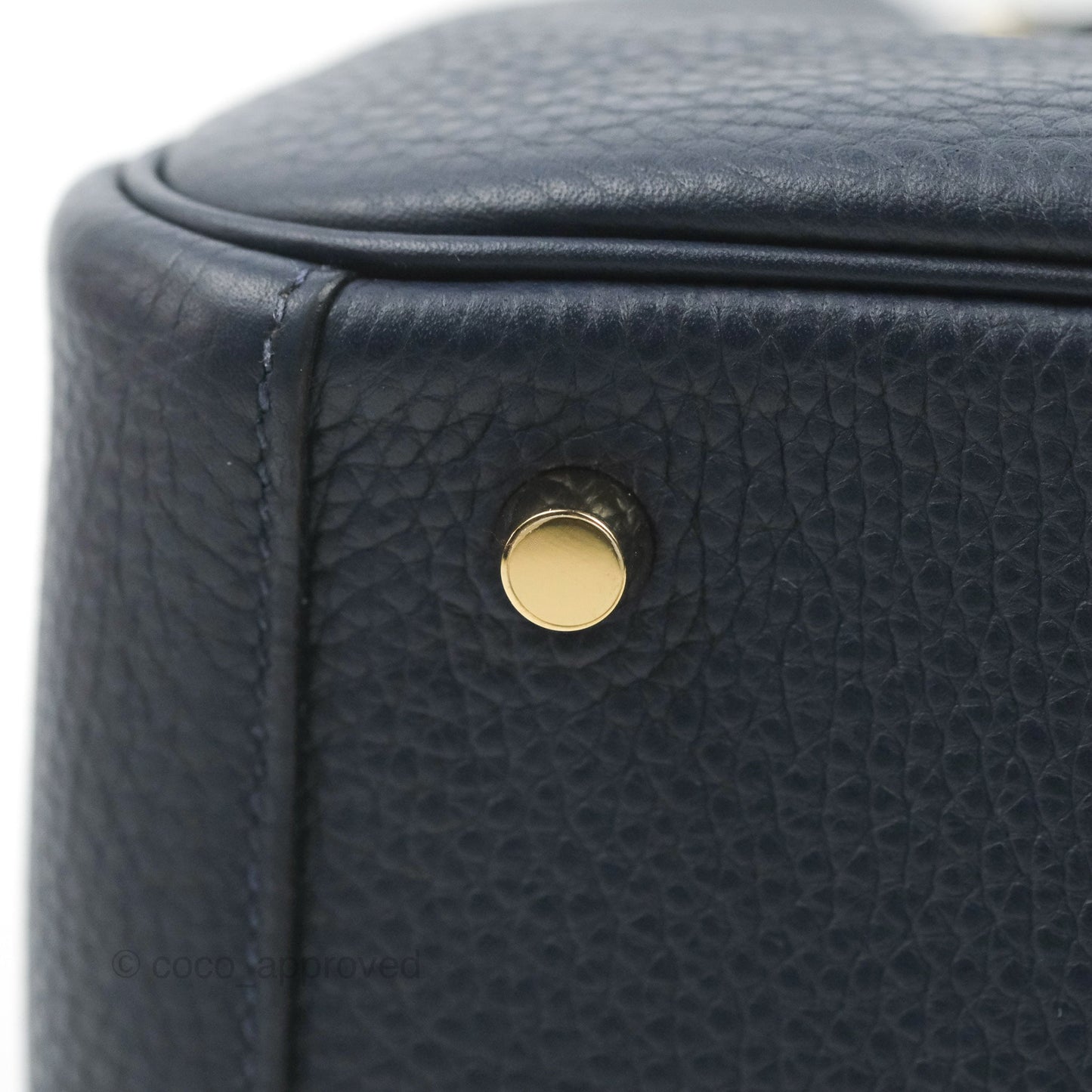 Hermès Lindy 26 Taurillion Clemence Bleu Nuit 2Z Gold Hardware